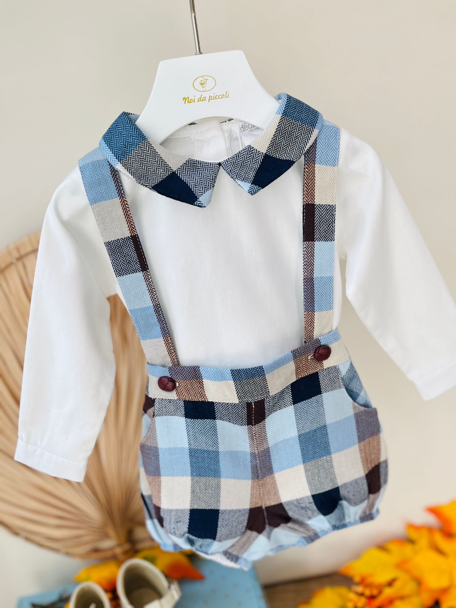 SALOPETTE TARTAN CON CAMICIA CIELO - Noi da piccoli