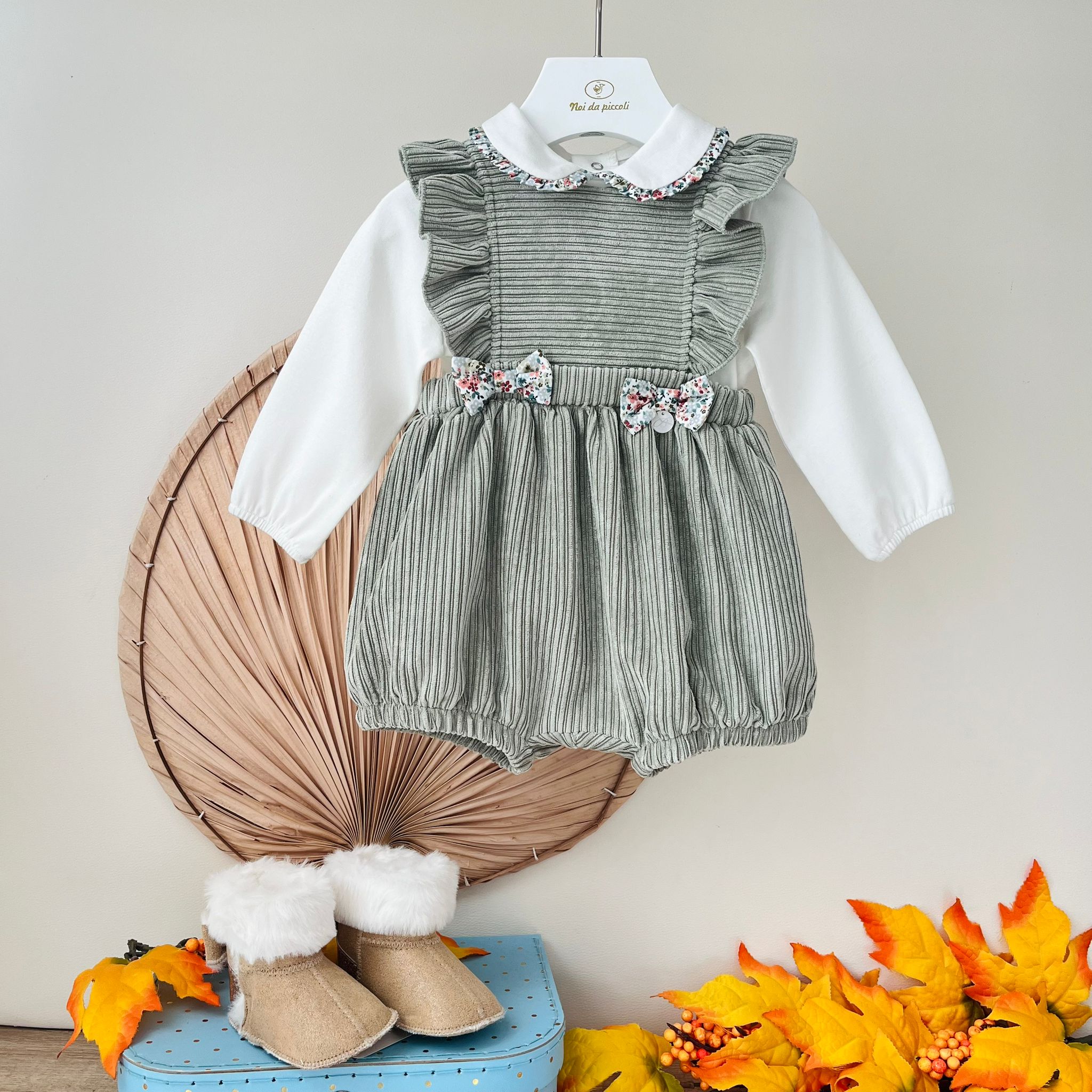 SALOPETTE VELLUTINO CON BODY VERDE - Noi da piccoli