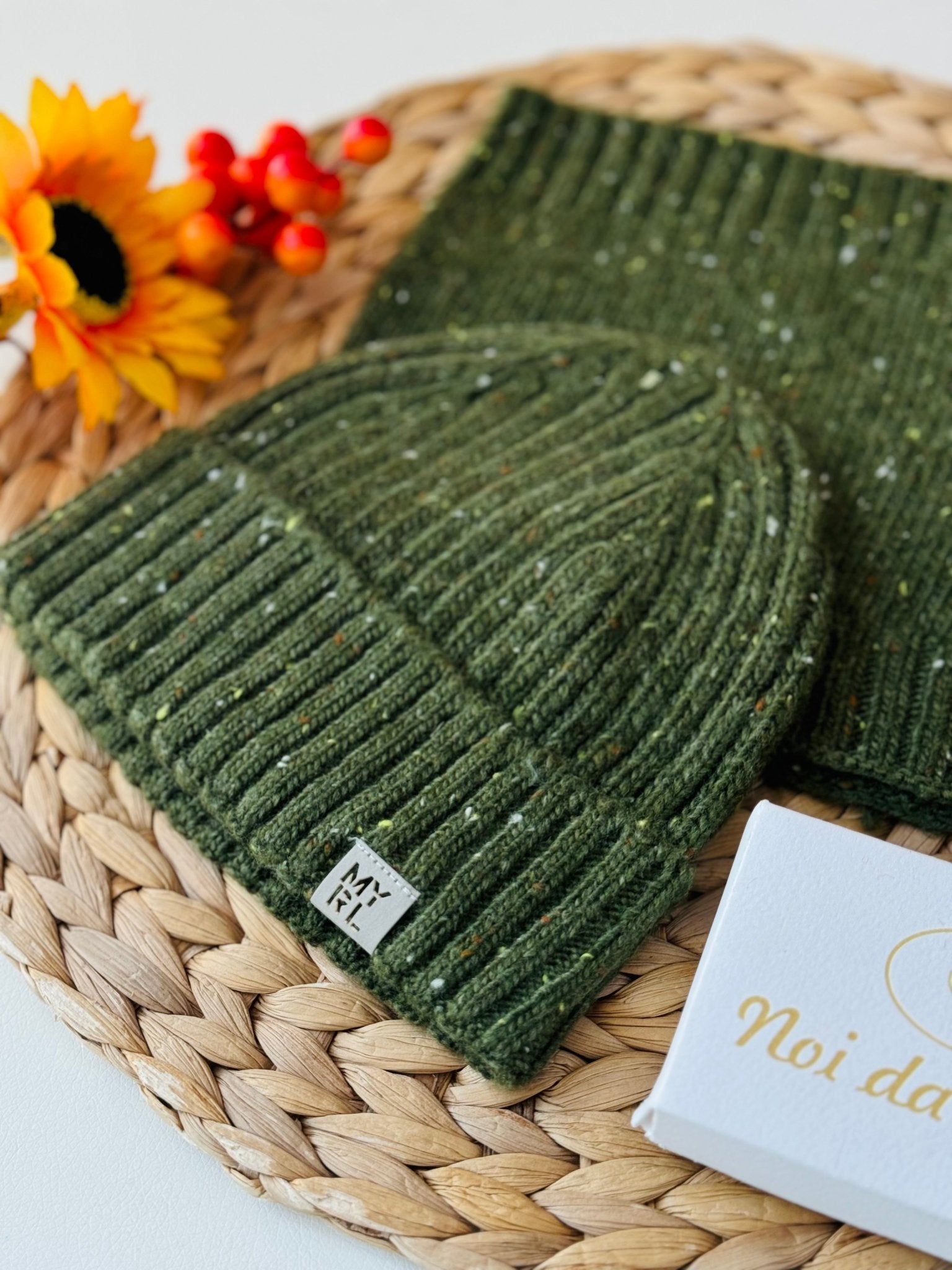 SCALDACOLLO CON CAPPELLINO VERDE - Noi da piccoli