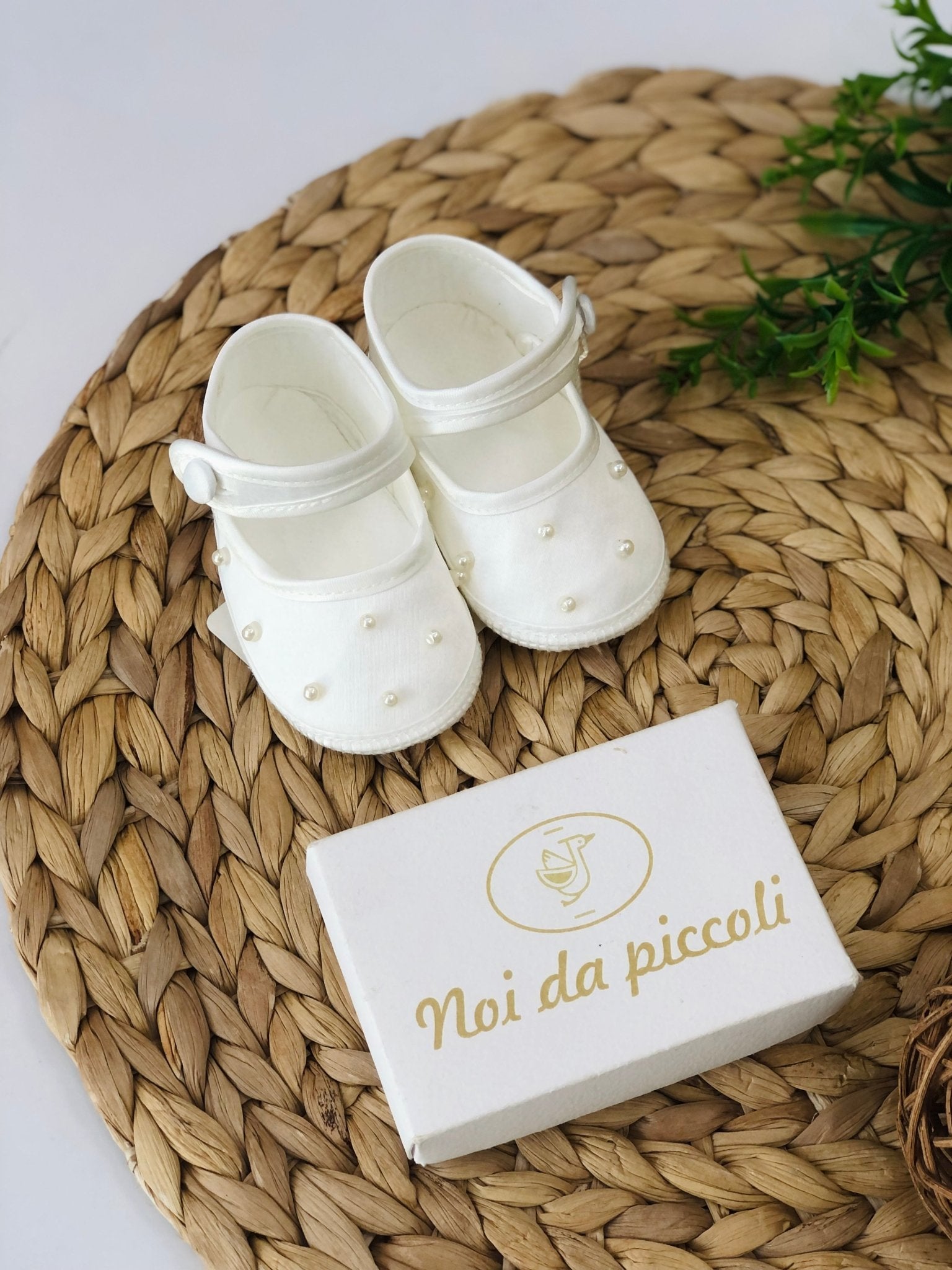 SCARPA BAMBOLINA CON PERLINE - Noi da piccoli