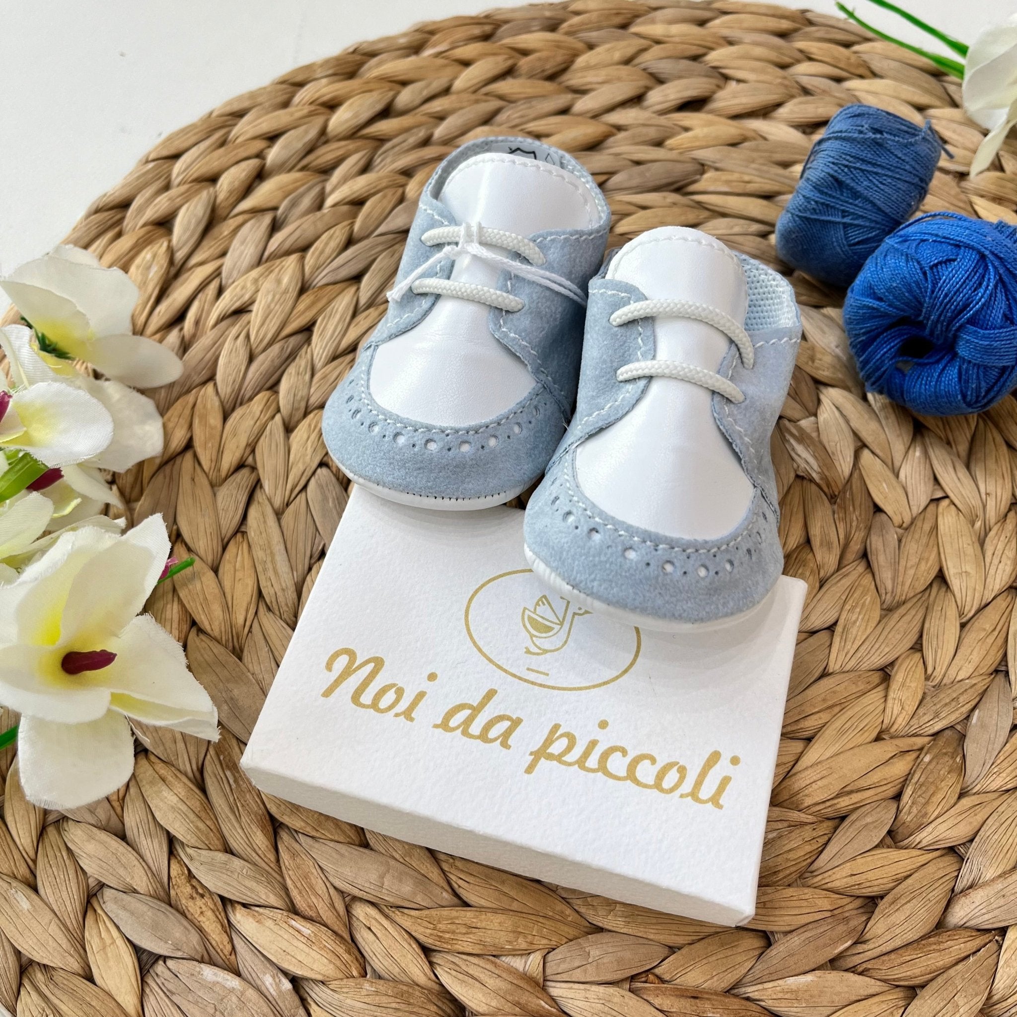 SCARPA BIANCA E POLVERE - Noi da piccoli