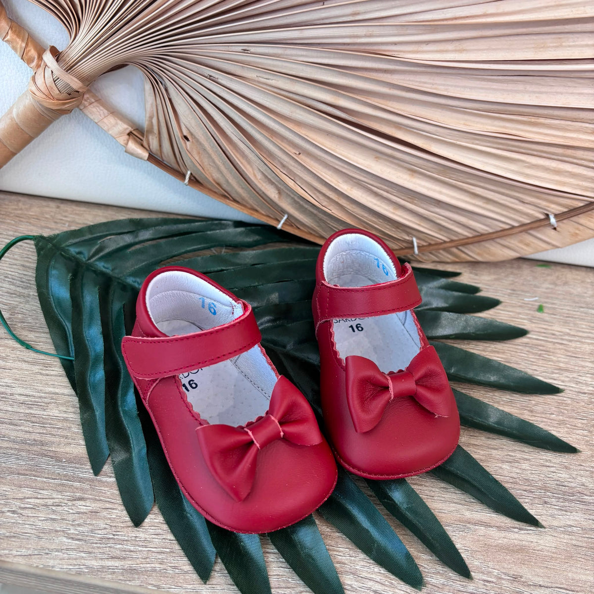 Scarpa Culla Fiocchetto Rosso Sardon
