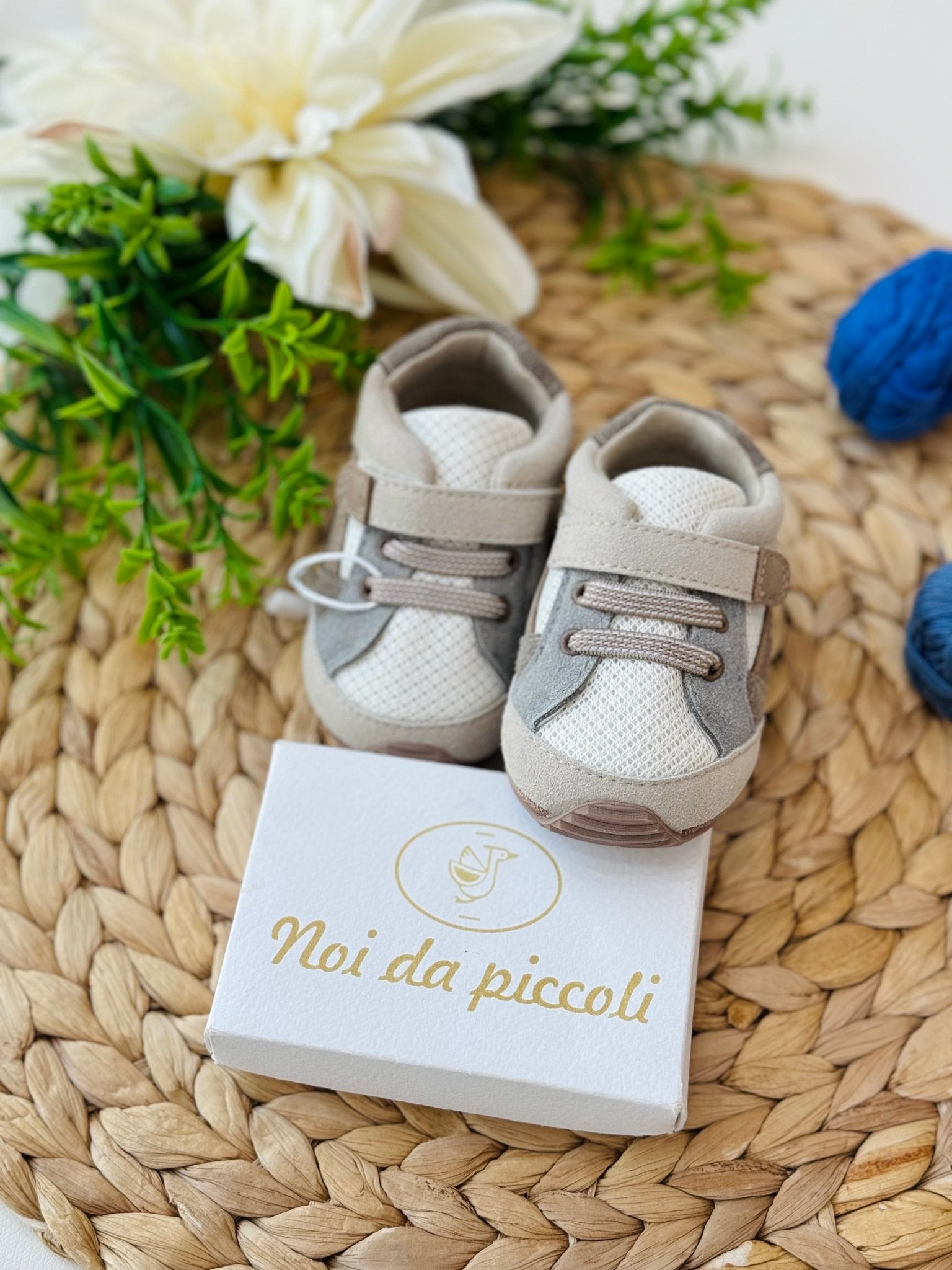 SCARPA SNEAKERS BEIGE - Noi da piccoli