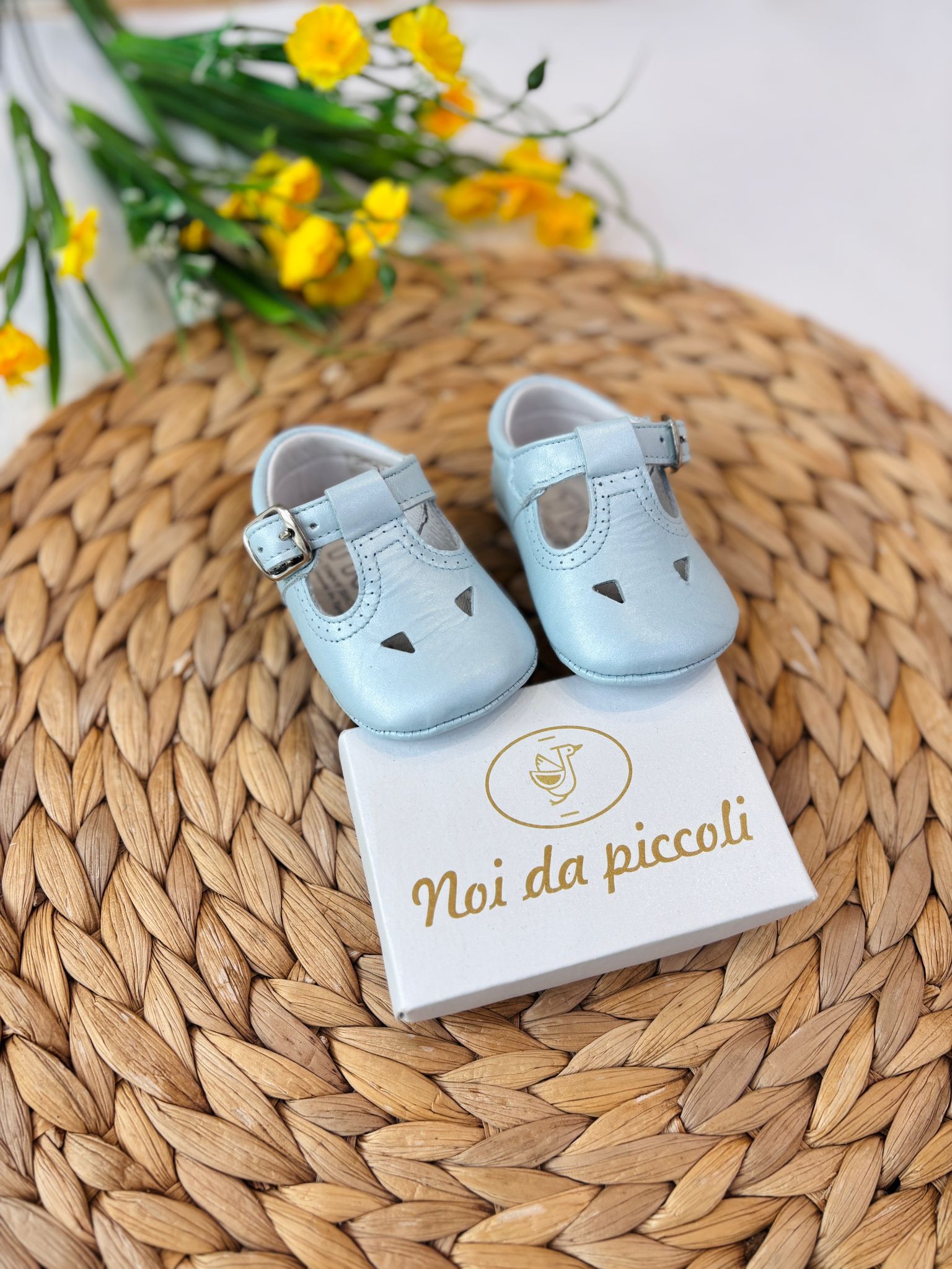 SCARPINE IN PELLE CON OCCHIELLO CIELO - Noi da piccoli