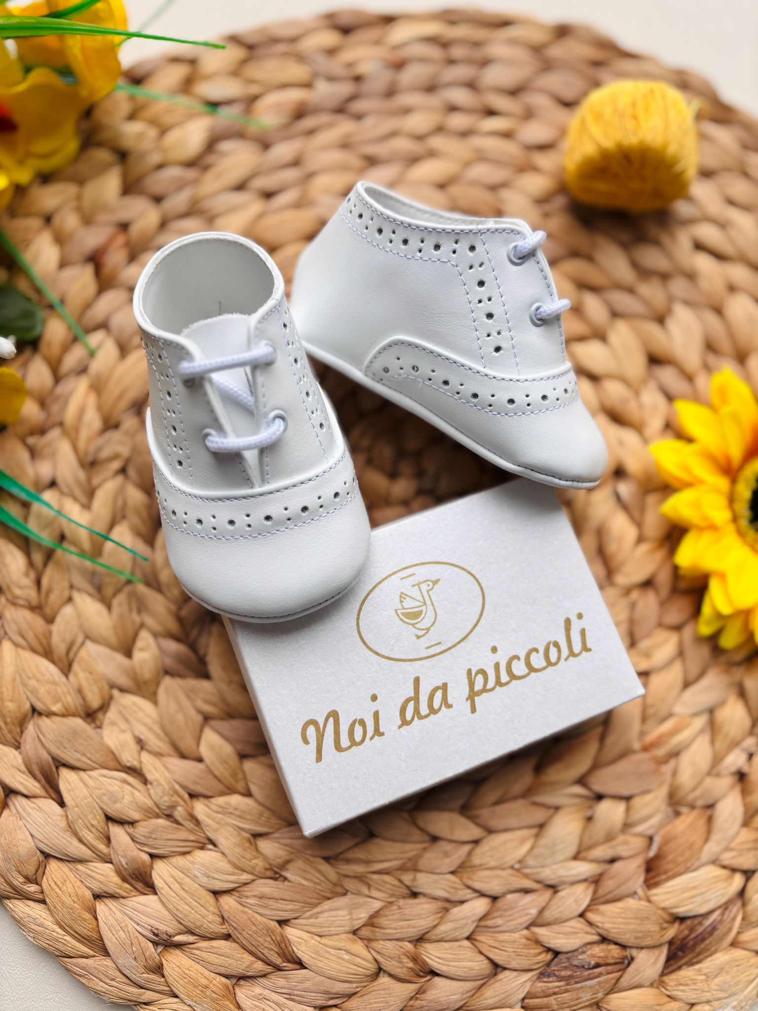 SCARPINE IN TESSUTO E PELLE CON PUNTINI BIANCO - Noi da piccoli