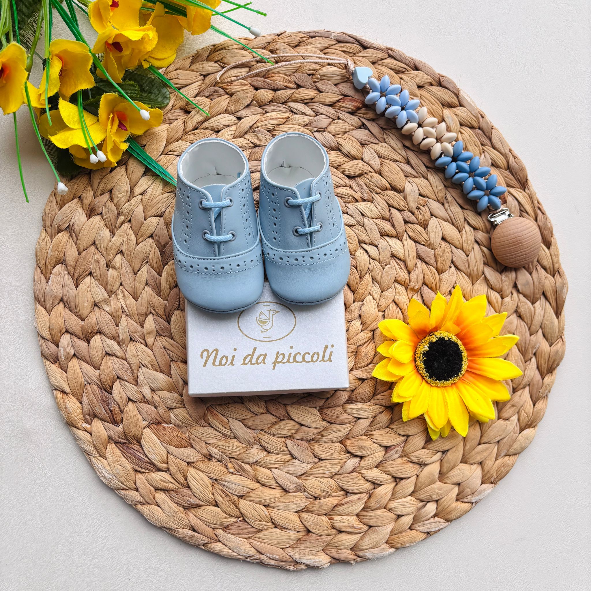 SCARPINE IN TESSUTO E PELLE CON PUNTINI CIELO - Noi da piccoli