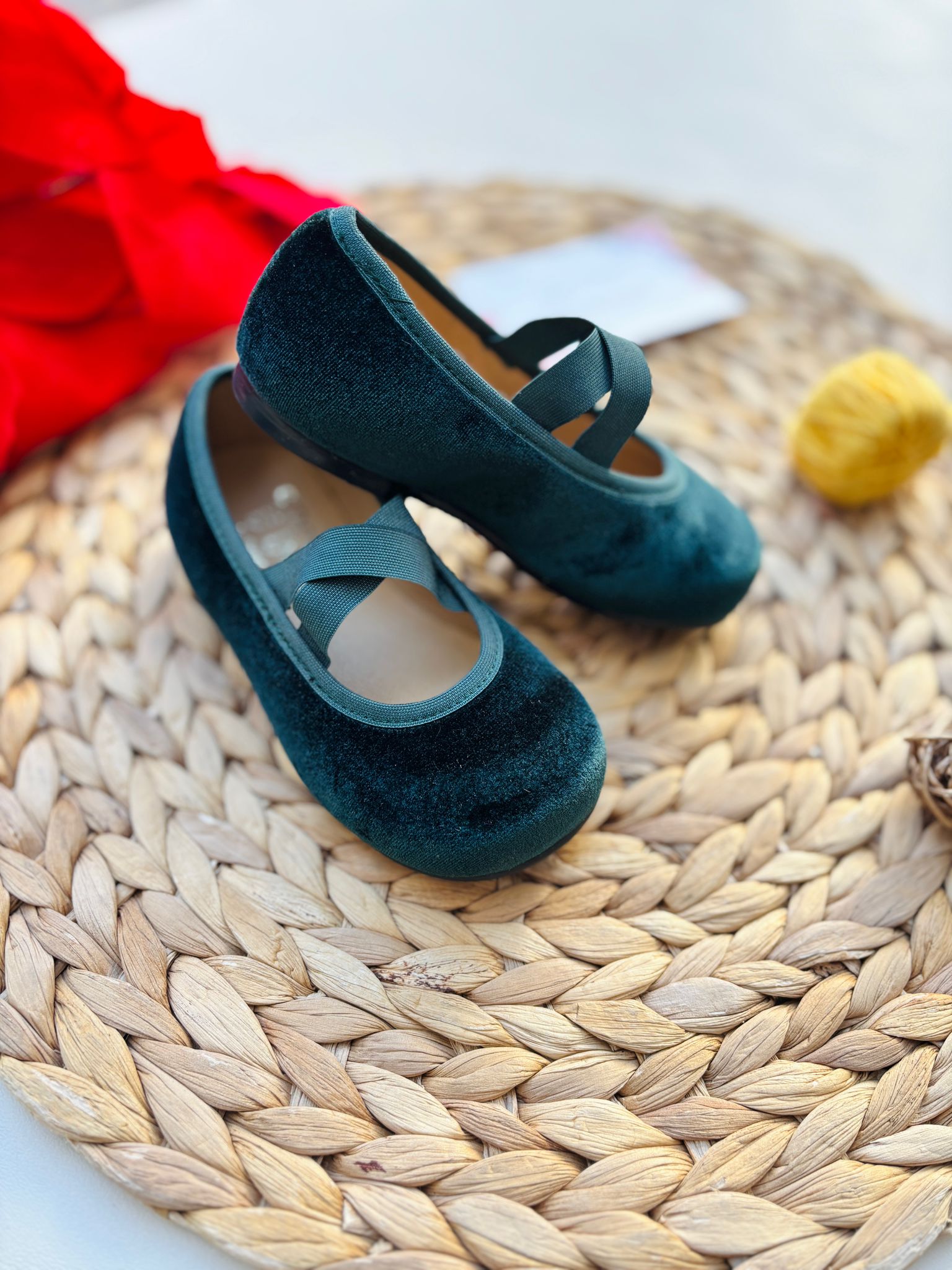 SCARPINE IN VELLUTO VERDE - Noi da piccoli