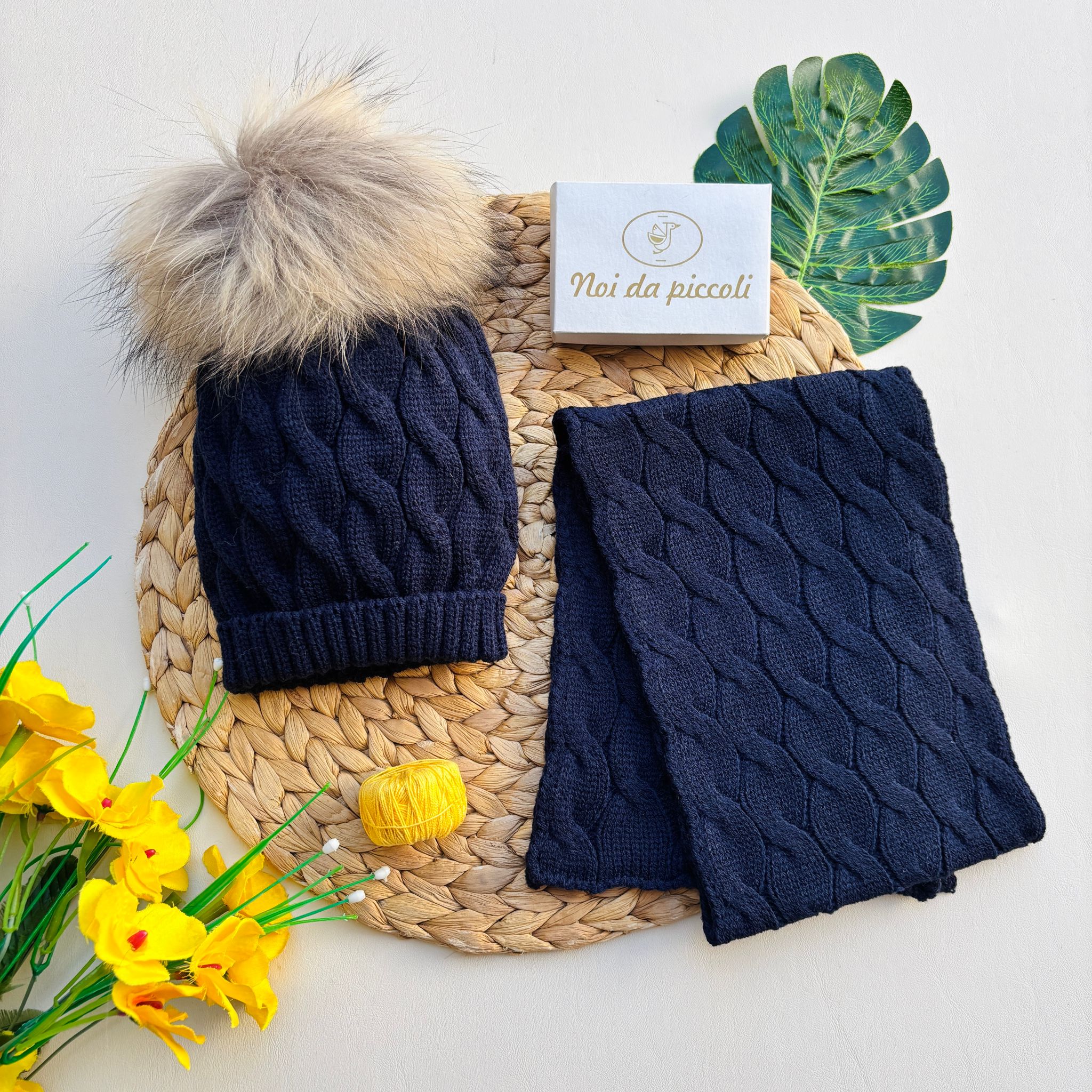 SCIARPA CON CAPPELLO AD INTRECCIO MARINO - Noi da piccoli