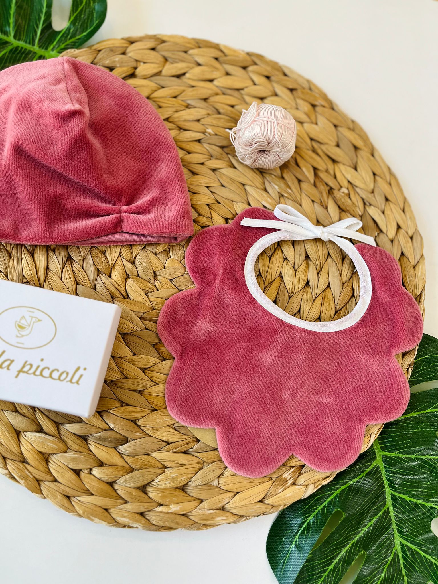 SET CAPPELLINO E BAVETTINA CINIGLIA CIPOLLA - Noi da piccoli