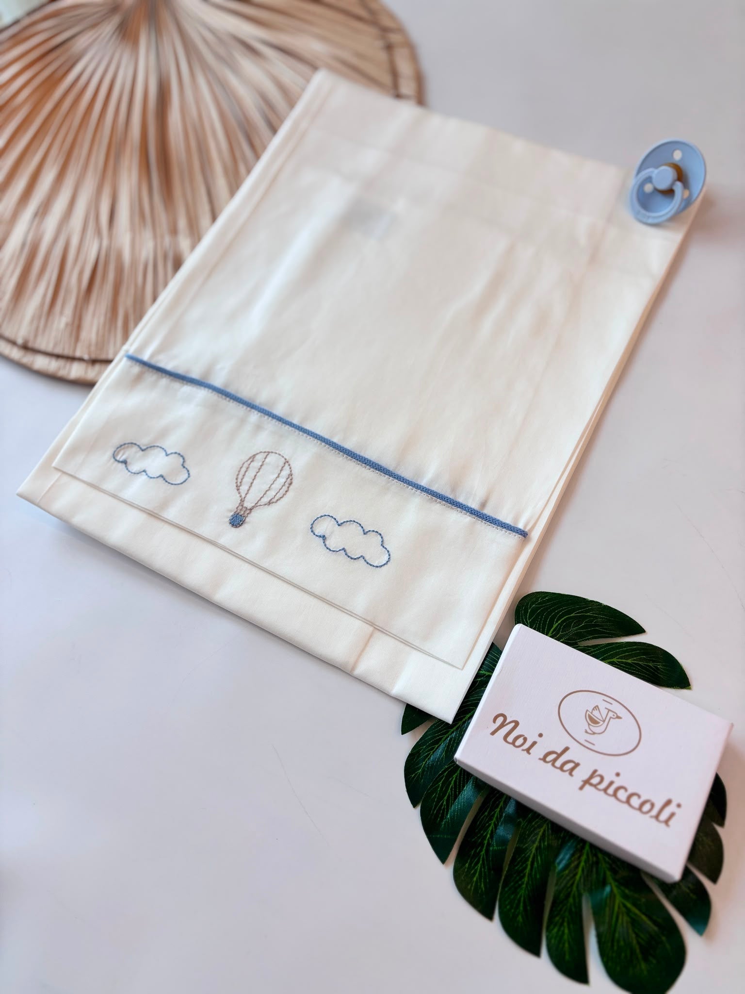SET LENZUOLA 100 % COTONE MONGOLFIERA AVION - Noi da piccoli