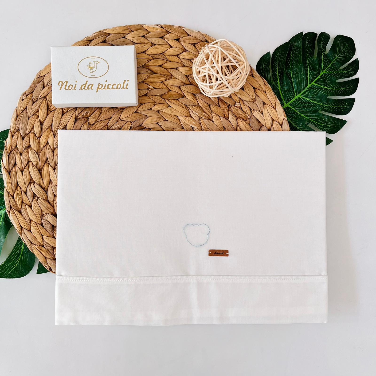 SET LENZUOLA CARROZZINA CON ORSETTO Bianco Cielo - Noi da piccoli