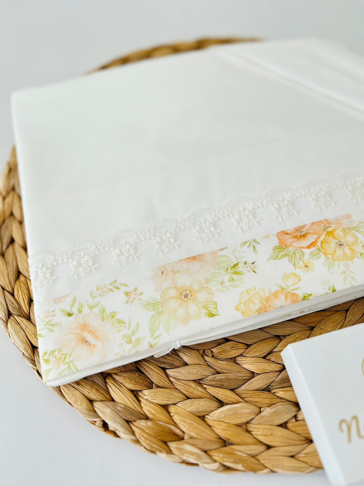 SET LENZUOLA FLOREAL 100 % COTONE BEIGE - Noi da piccoli