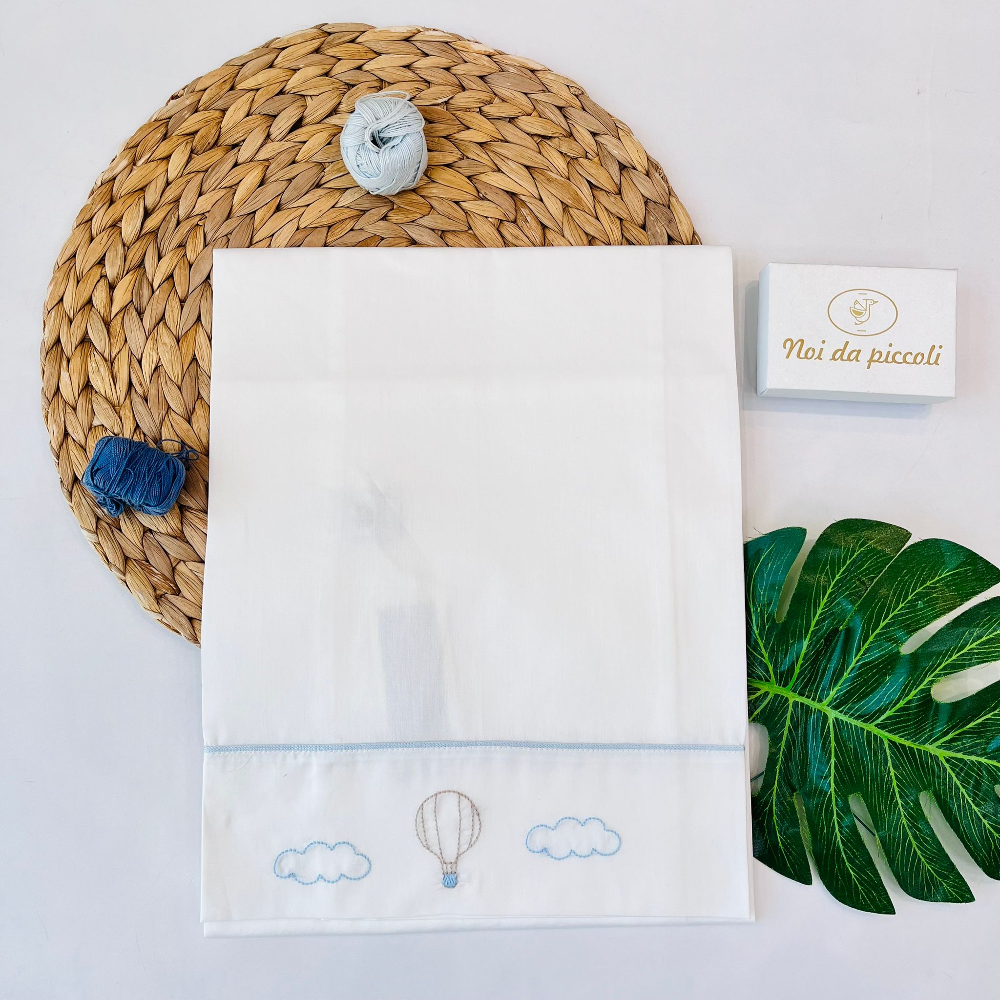 SET LENZUOLA MONGOLFIERA 100 % COTONE CIELO VANIGLIA - Noi da piccoli