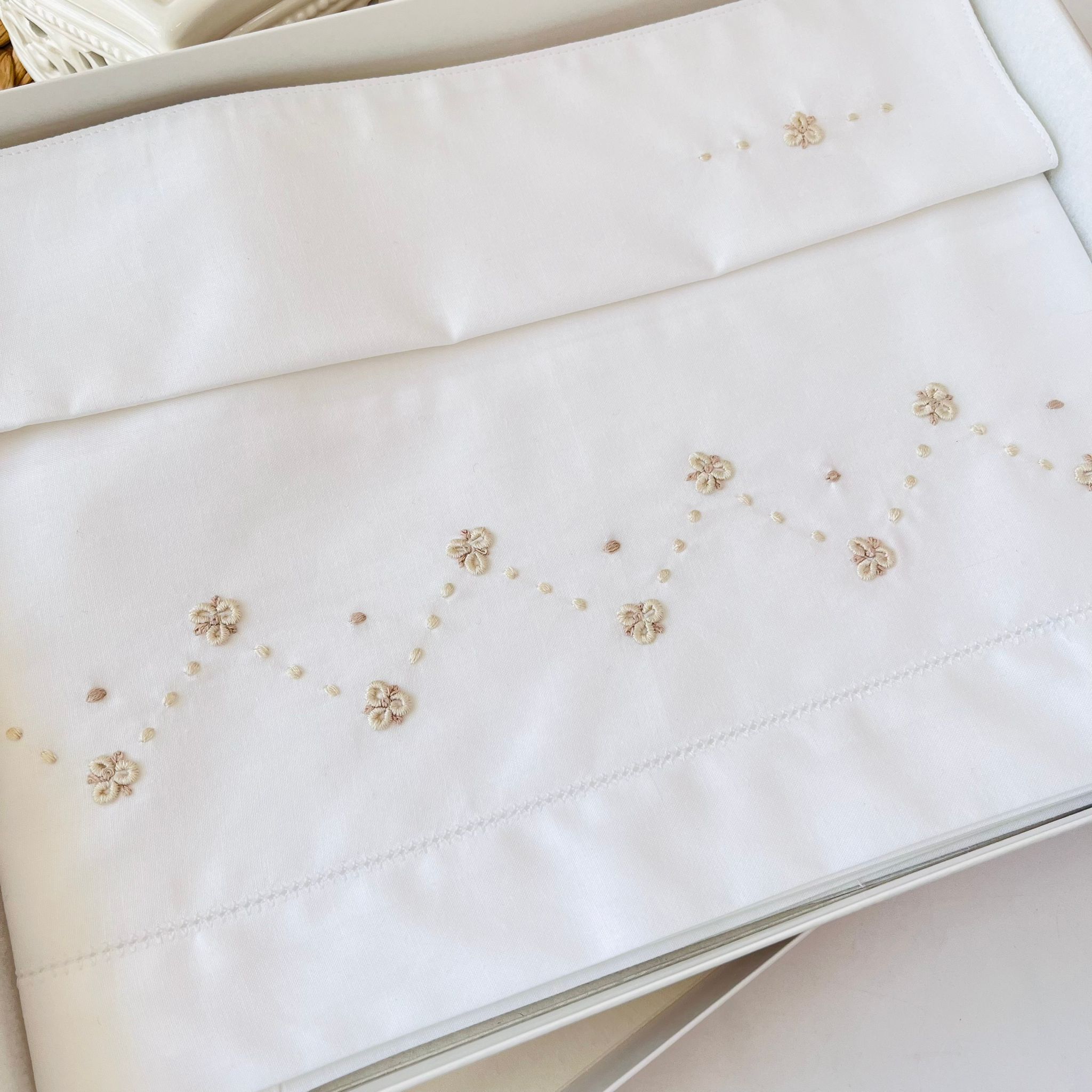 SET LENZUOLA ZIG ZAG 100 % COTONE ECRU - Noi da piccoli