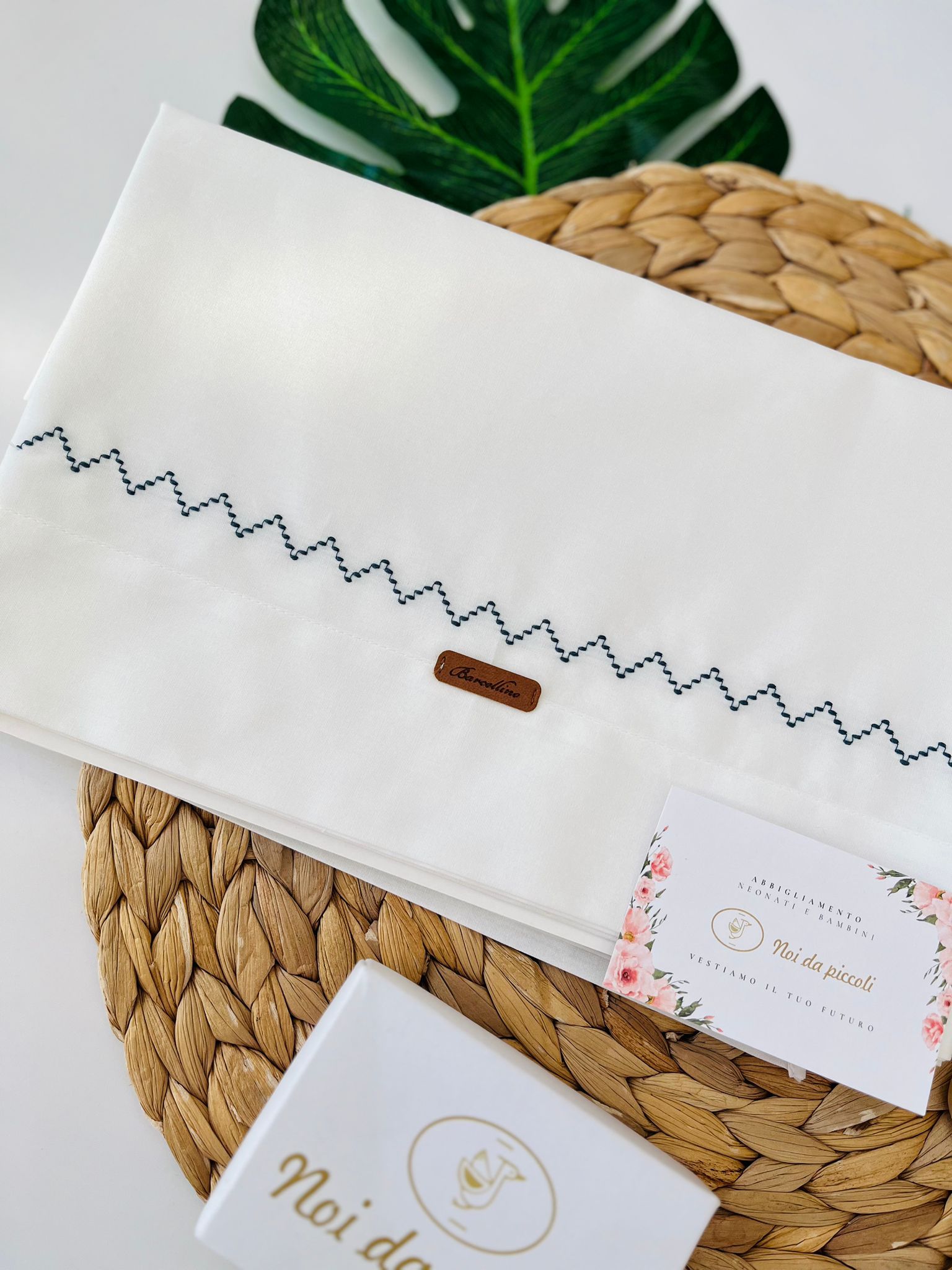 SET LEZNUOLINO ZIG - ZAG 100 % COTONE BIANCO - Noi da piccoli