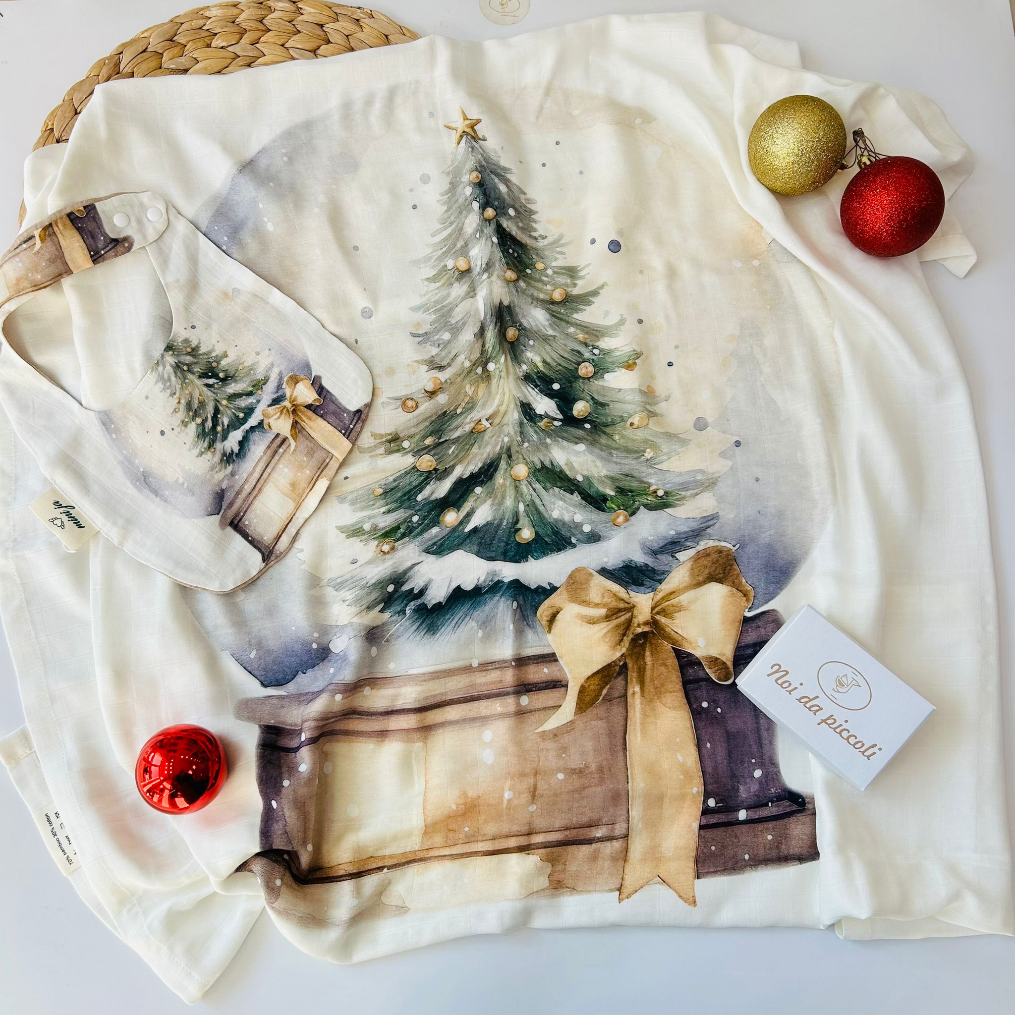 SET MUSSOLA E BAVETTA NATALE BIANCO - Noi da piccoli