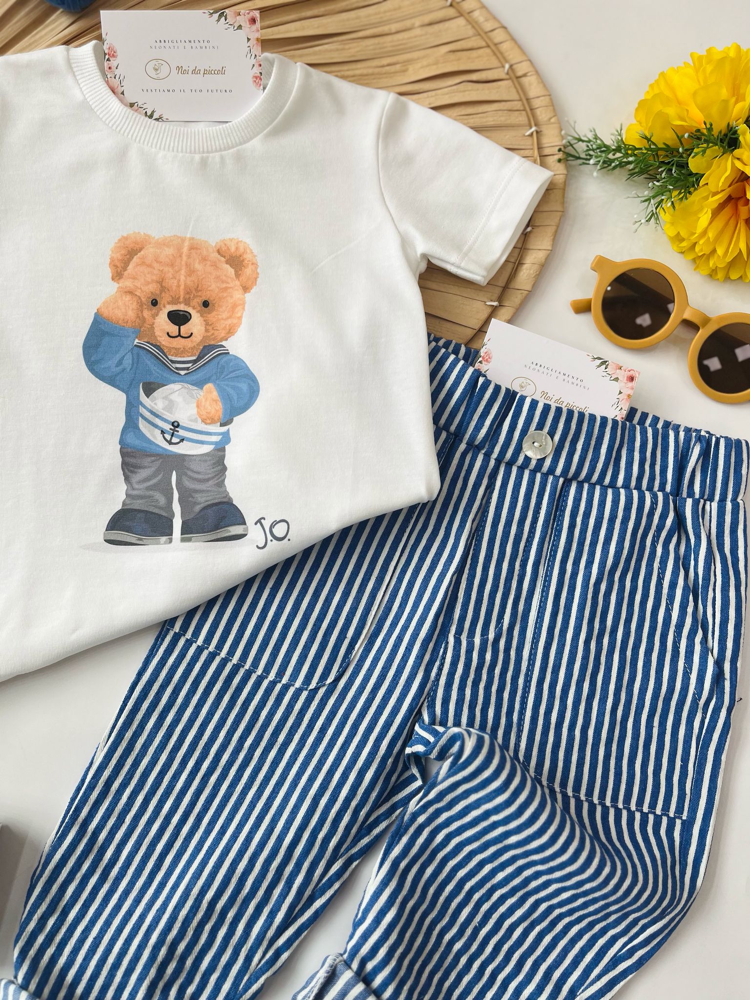 T - SHIRT TEDDY CON PANTALONE RIGATO LUNGO - Noi da piccoli