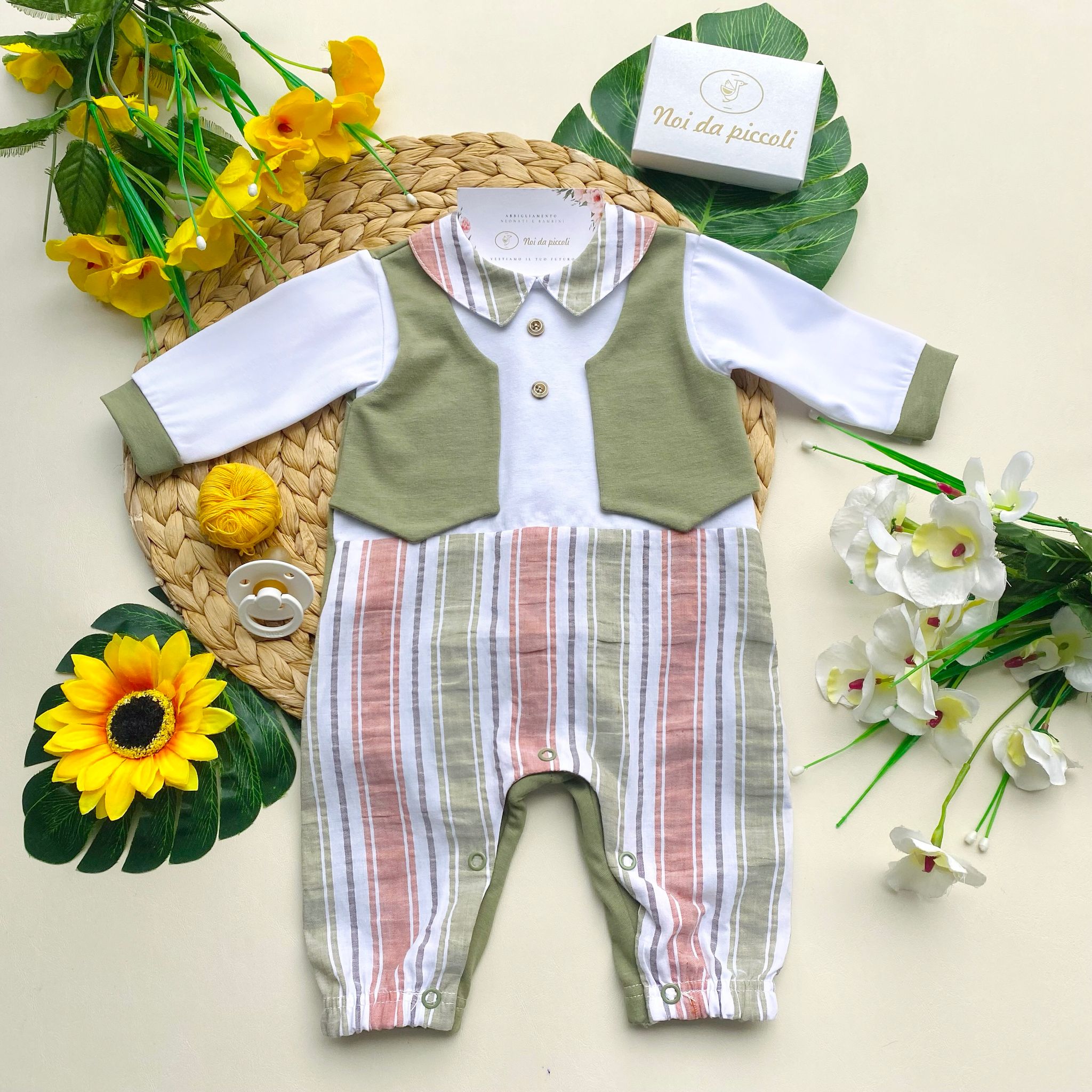 TUTINA A RIGHE VERDE,ROSA E BLU CON FINTO GILET VERDE - Noi da piccoli