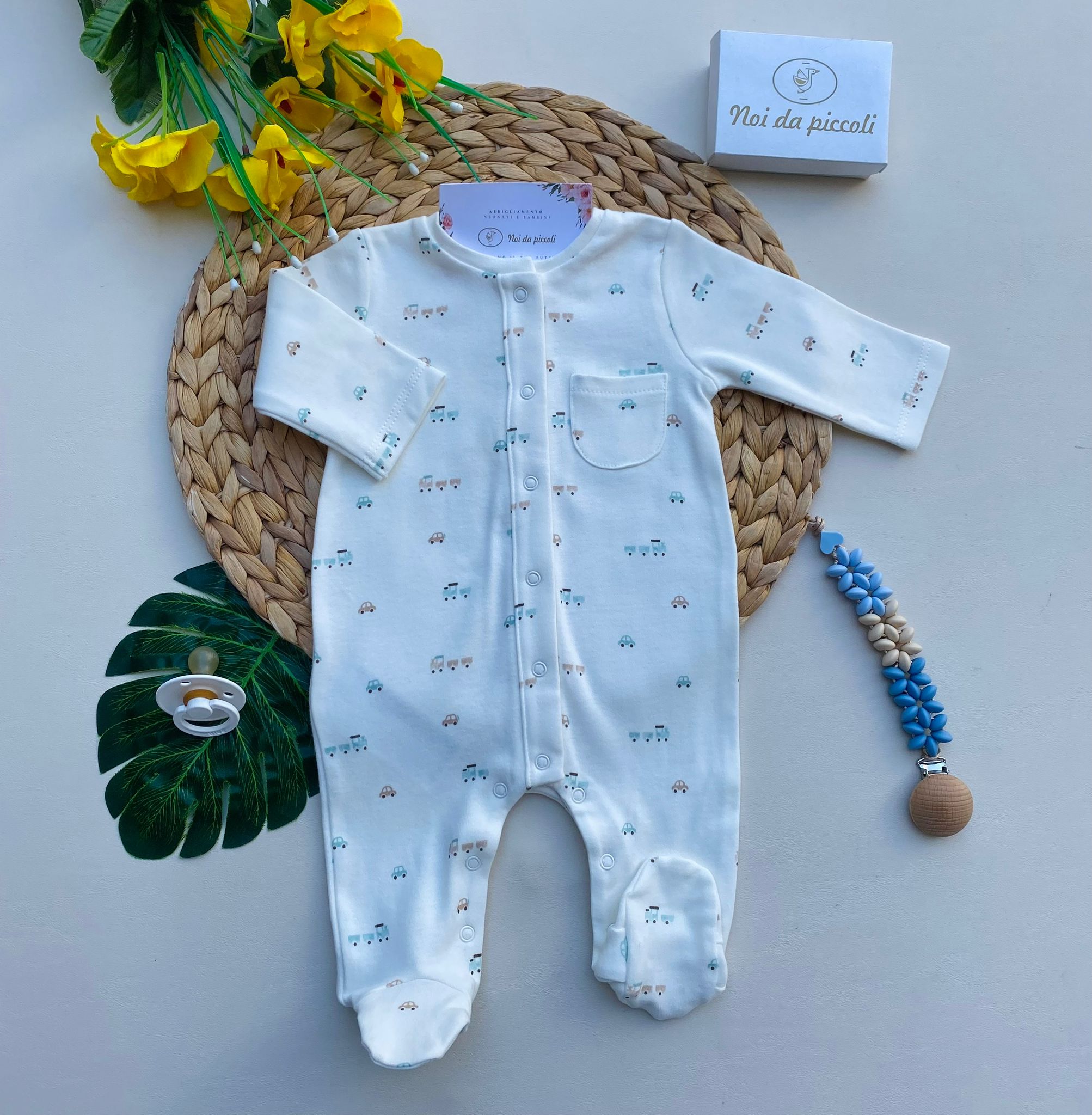 TUTINA ANTIPANICO CON MACCHININE FILATO CALDO BIANCO - Noi da piccoli