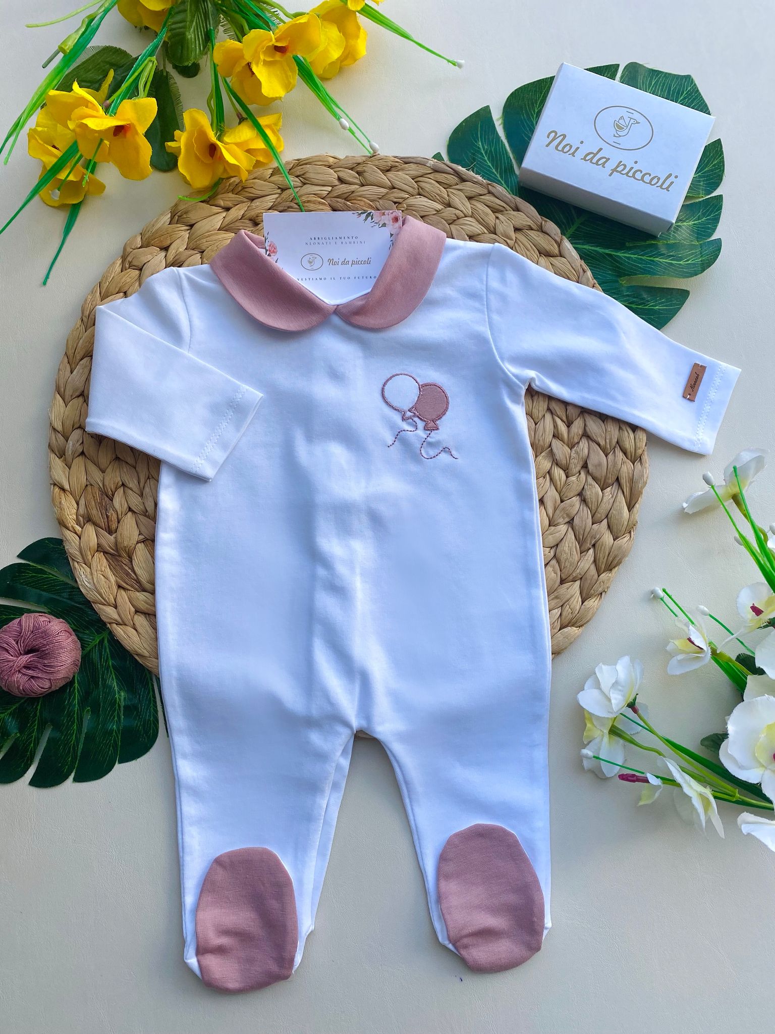 TUTINA BIANCA CON COLLETTO E PALLONCINI ROSA - Noi da piccoli