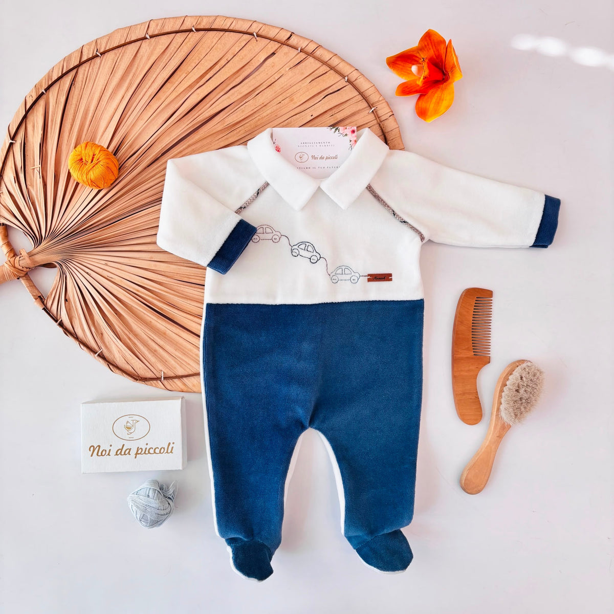 TUTINA ciniglia con macchinina BLU - Noi da piccoli