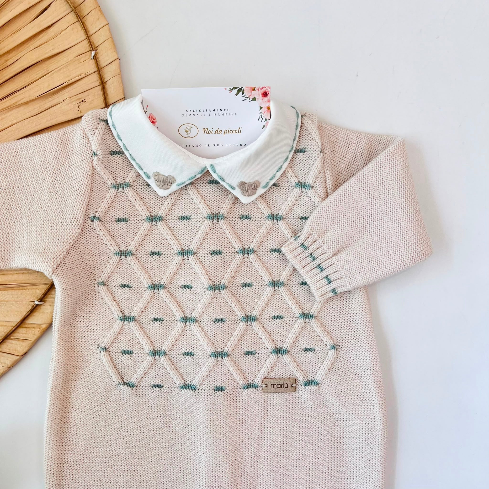 TUTINA CON BABBUCCE 100% LANA BEIGE E VERDE - Noi da piccoli
