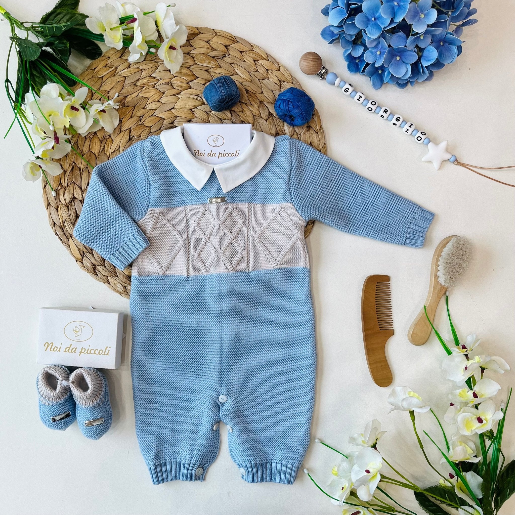 TUTINA CON BABBUCCE IN LANA MERINO EXTRAFINE CIELO BEIGE - Noi da piccoli