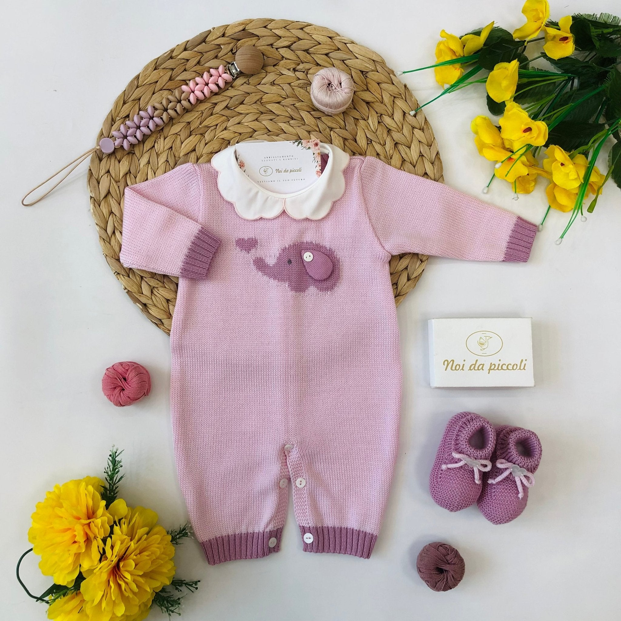 TUTINA CON BABBUCCE IN LANA MERINO EXTRAFINE ROSA E CICLAMINO - Noi da piccoli