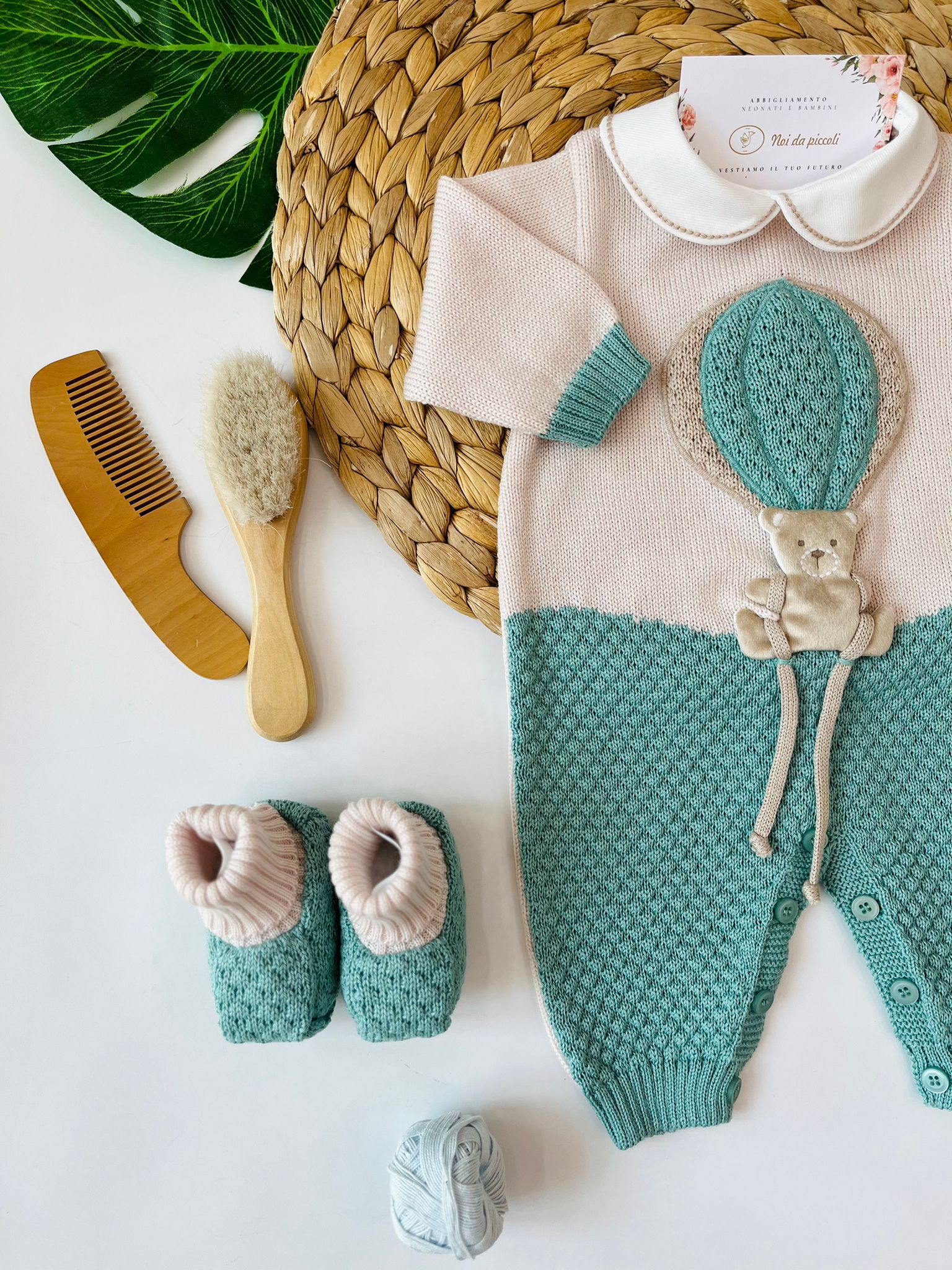 TUTINA CON BABBUCE NATURALBIO 100% LANA VERDE SALVIA - Noi da piccoli