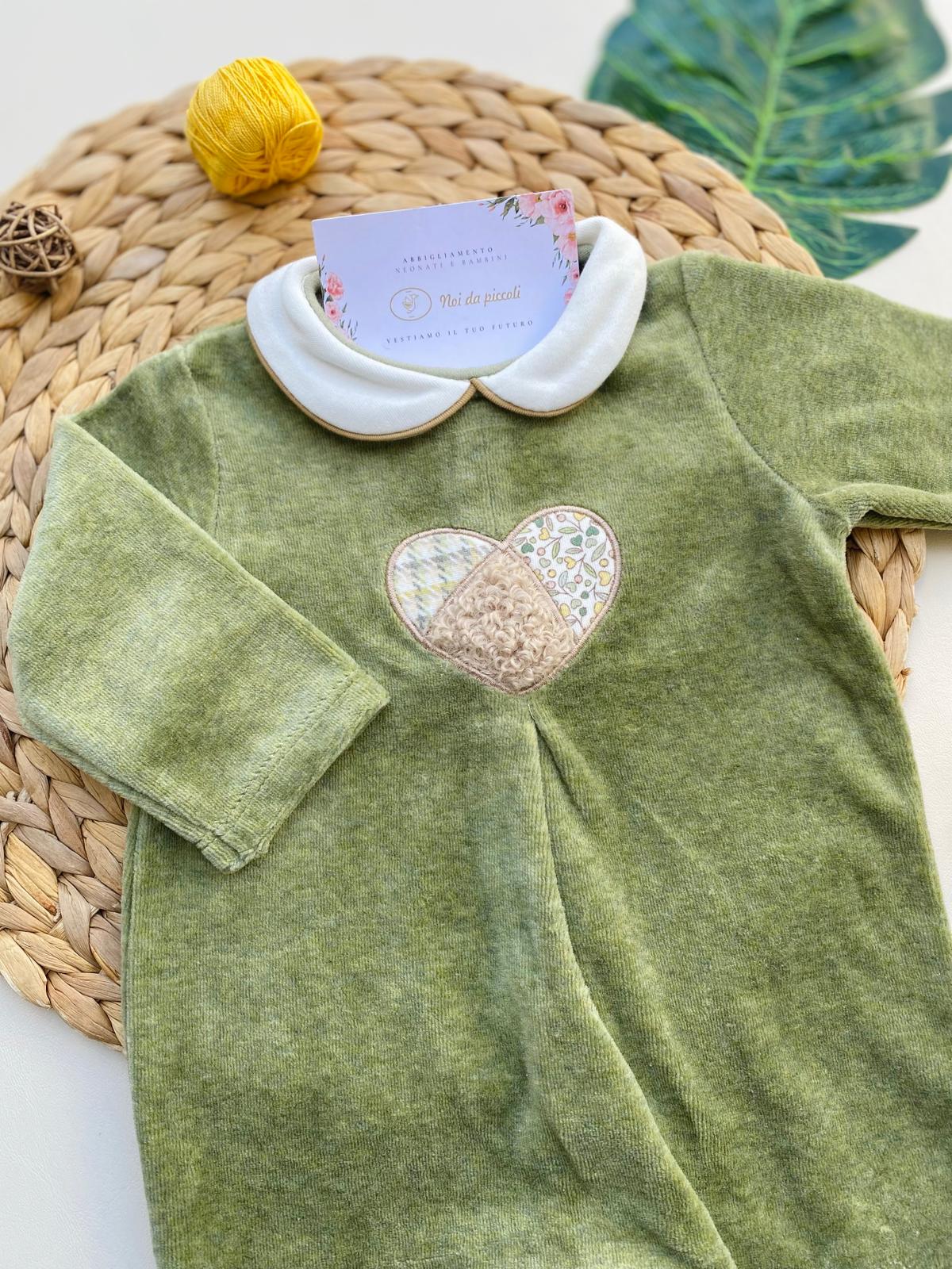 TUTINA CON CUORE CENTRALE FILATO CALDO VERDE BOTTIGLIA - Noi da piccoli