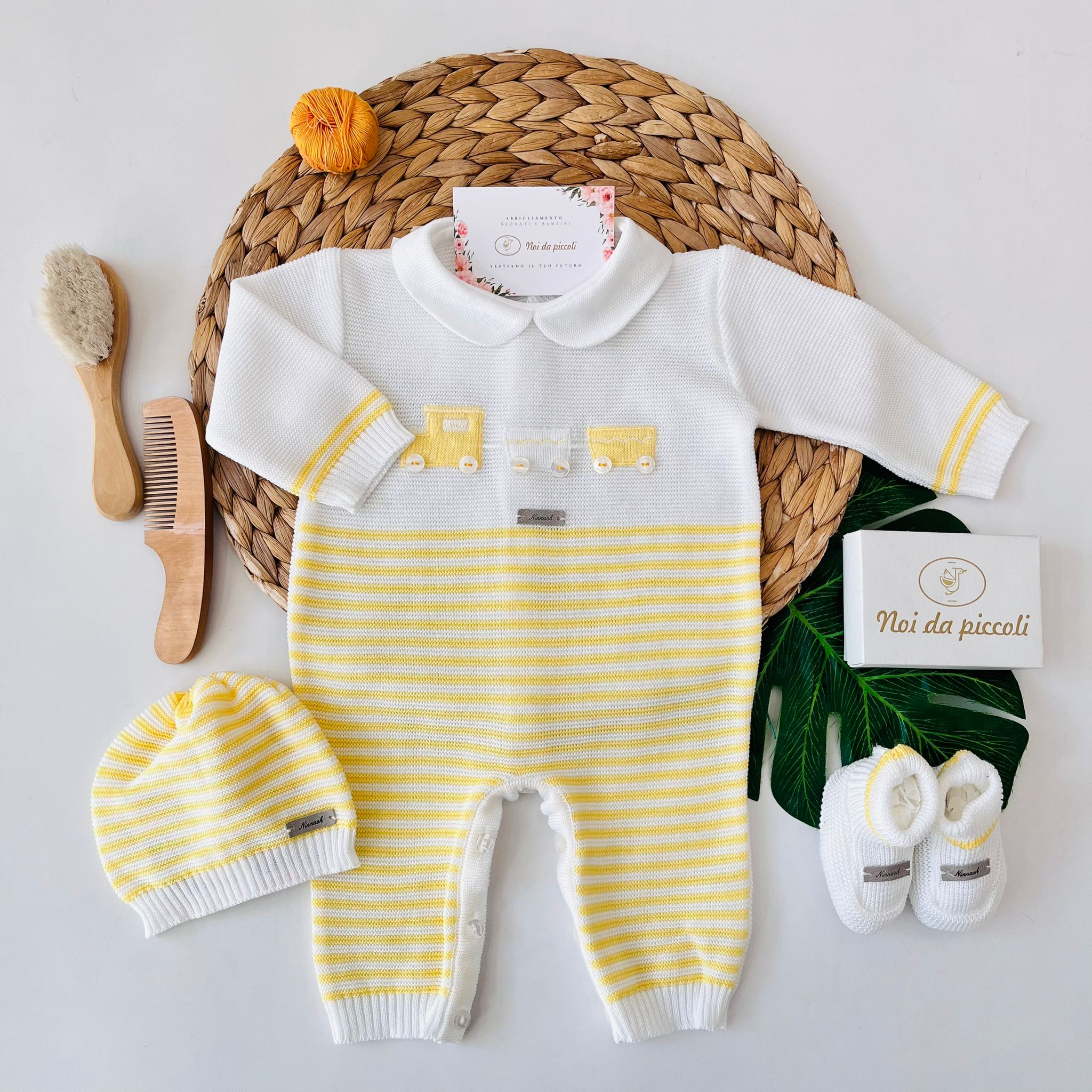 TUTINA CON PARURE 100% FILO DI COTONE GIALLO E BIANCO - Noi da piccoli