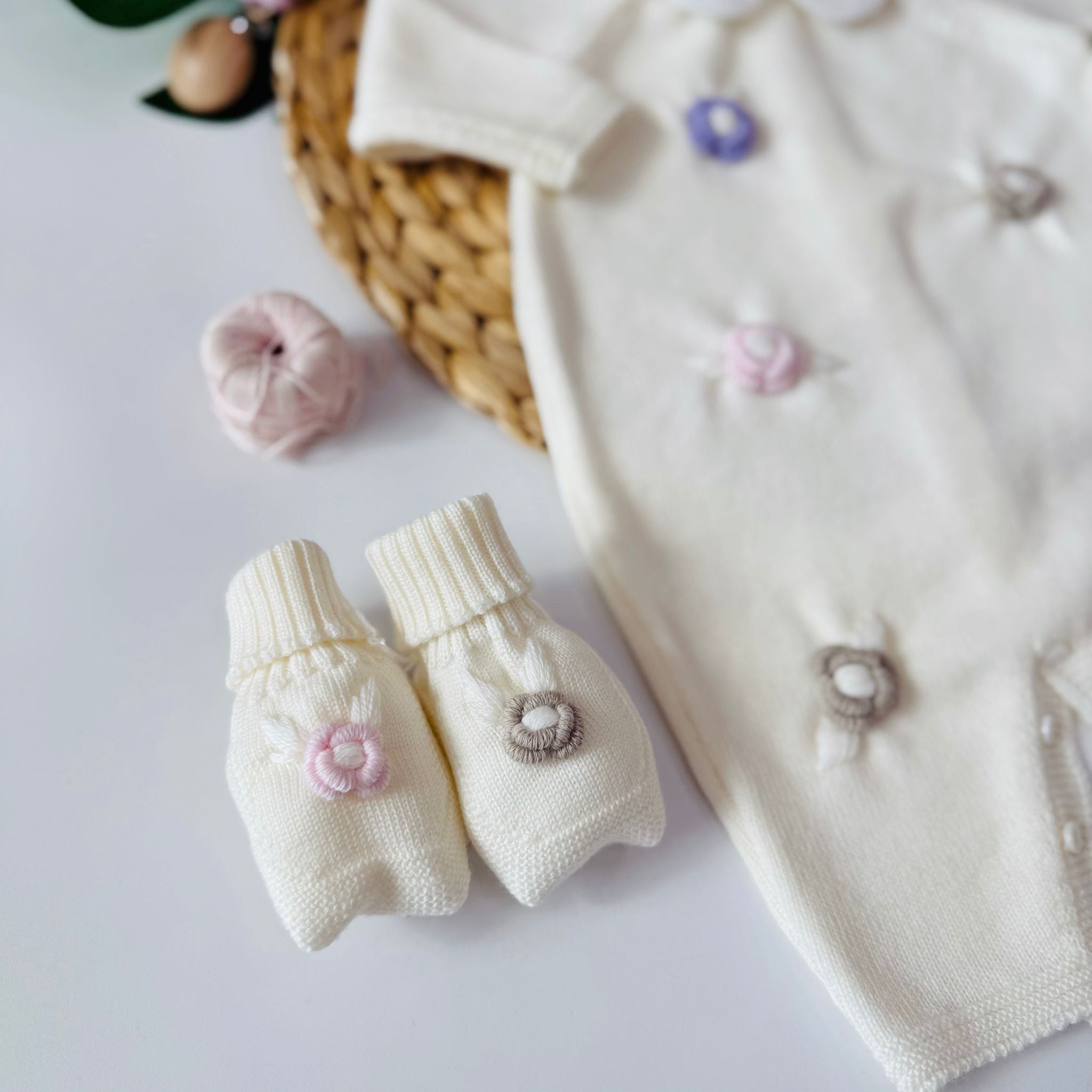 TUTINA CON PARURE 100% LANA PANNA - Noi da piccoli