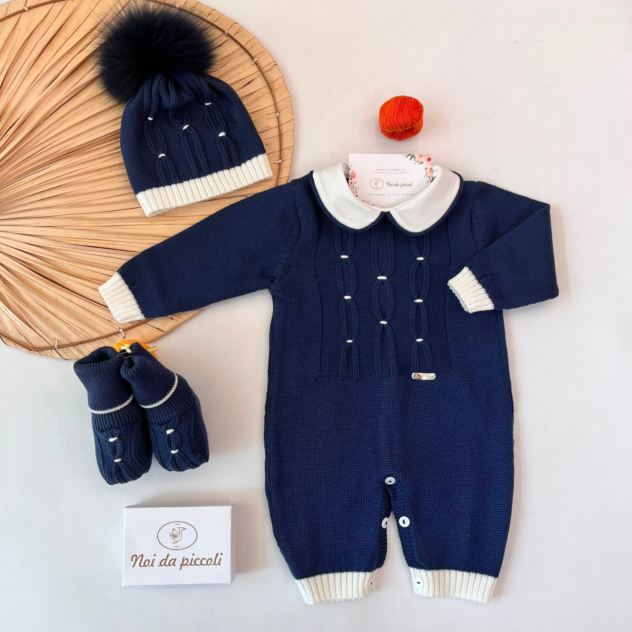 TUTINA CON PARURE 100% PURA LANA MERINO EXTRAFINE BLU - Noi da piccoli