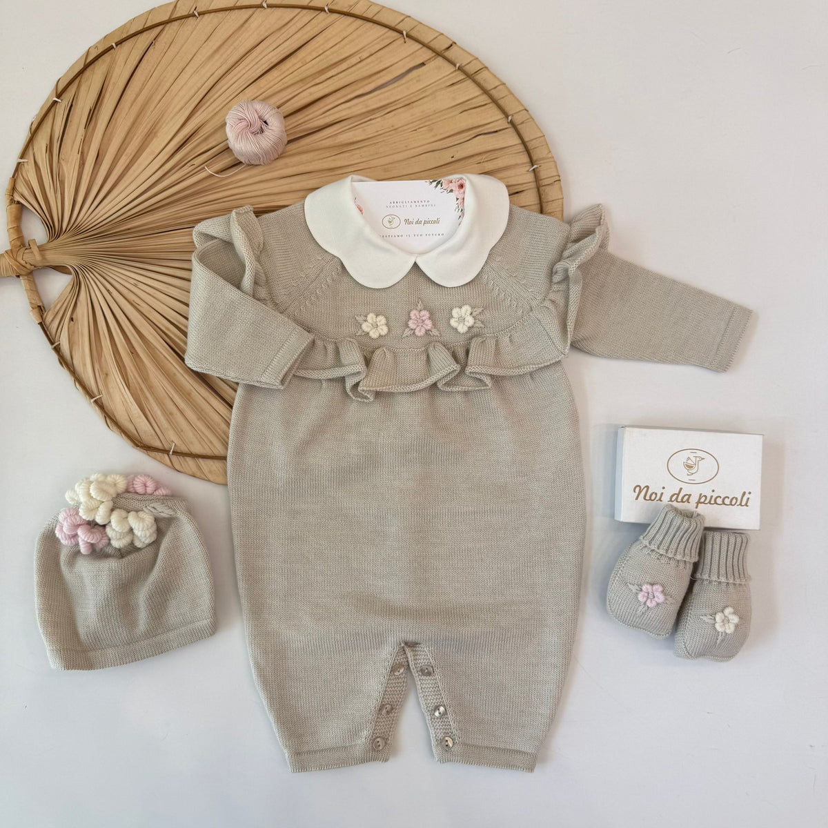 TUTINA CON PARURE 100% PURA LANA MERINO EXTRAFINE TORTORA - Noi da piccoli