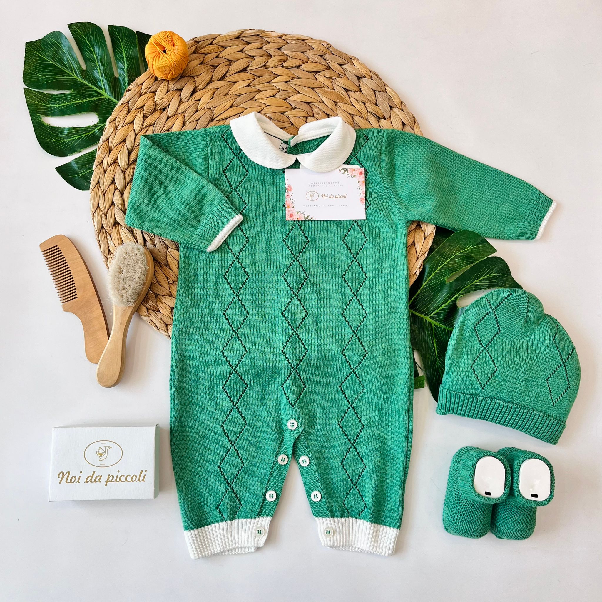 TUTINA CON PARURE IN FILO VERDE - Noi da piccoli