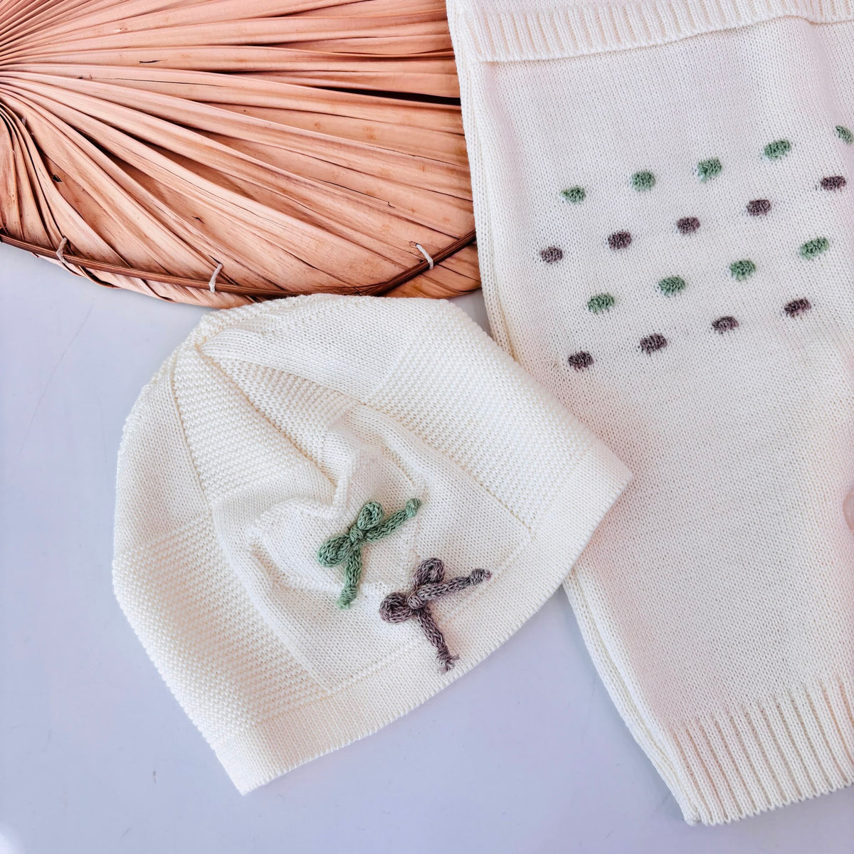Tutina con Parure in Lana con Pois Panna Verde Bebe' Margo' - Noi da piccoli