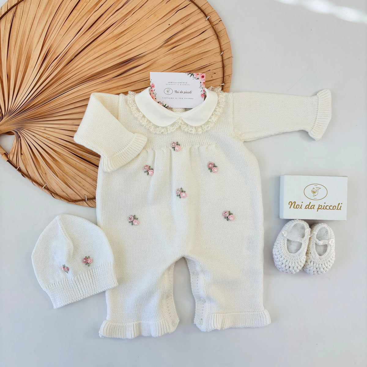TUTINA CON PARURE in lana merino rapunzel PANNA - Noi da piccoli