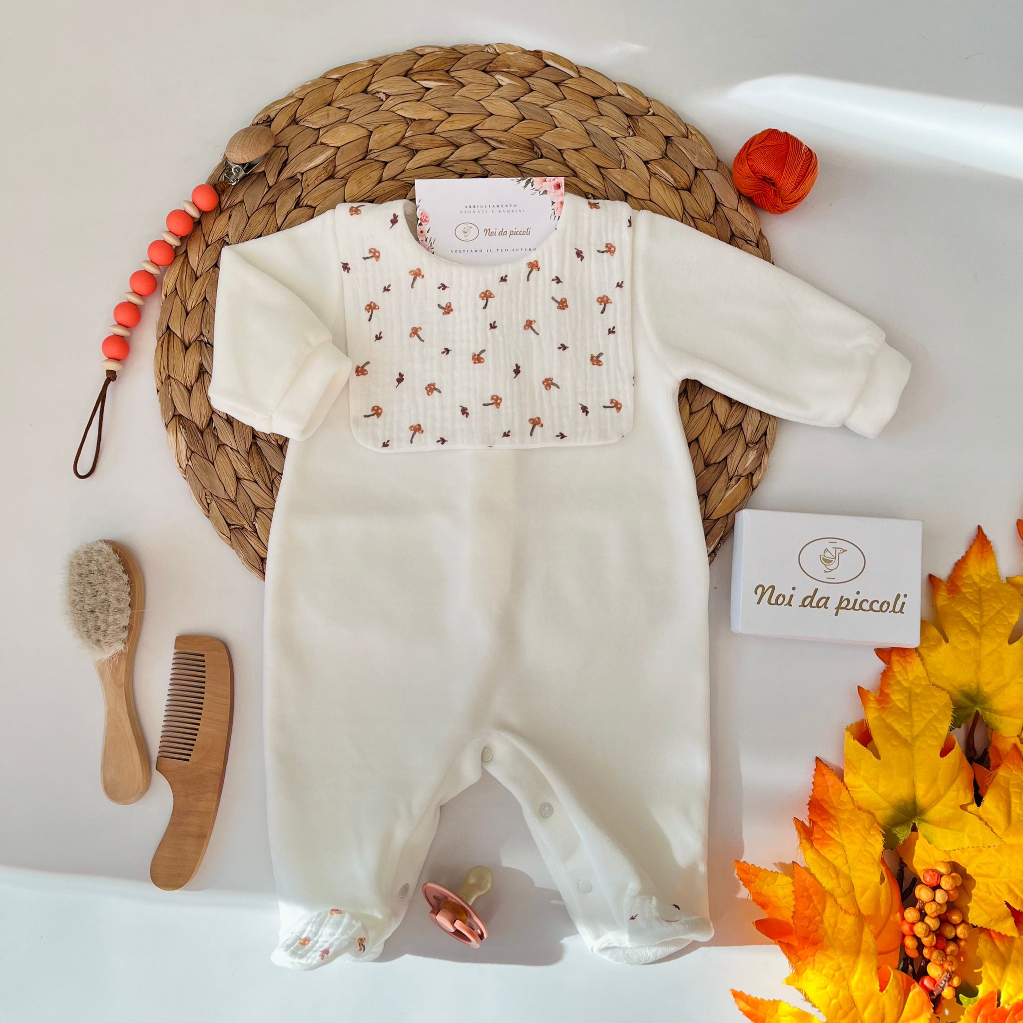 TUTINA CON PATTEN FUNGHETTI E FOGLIE CINIGLIA PANNA - Noi da piccoli