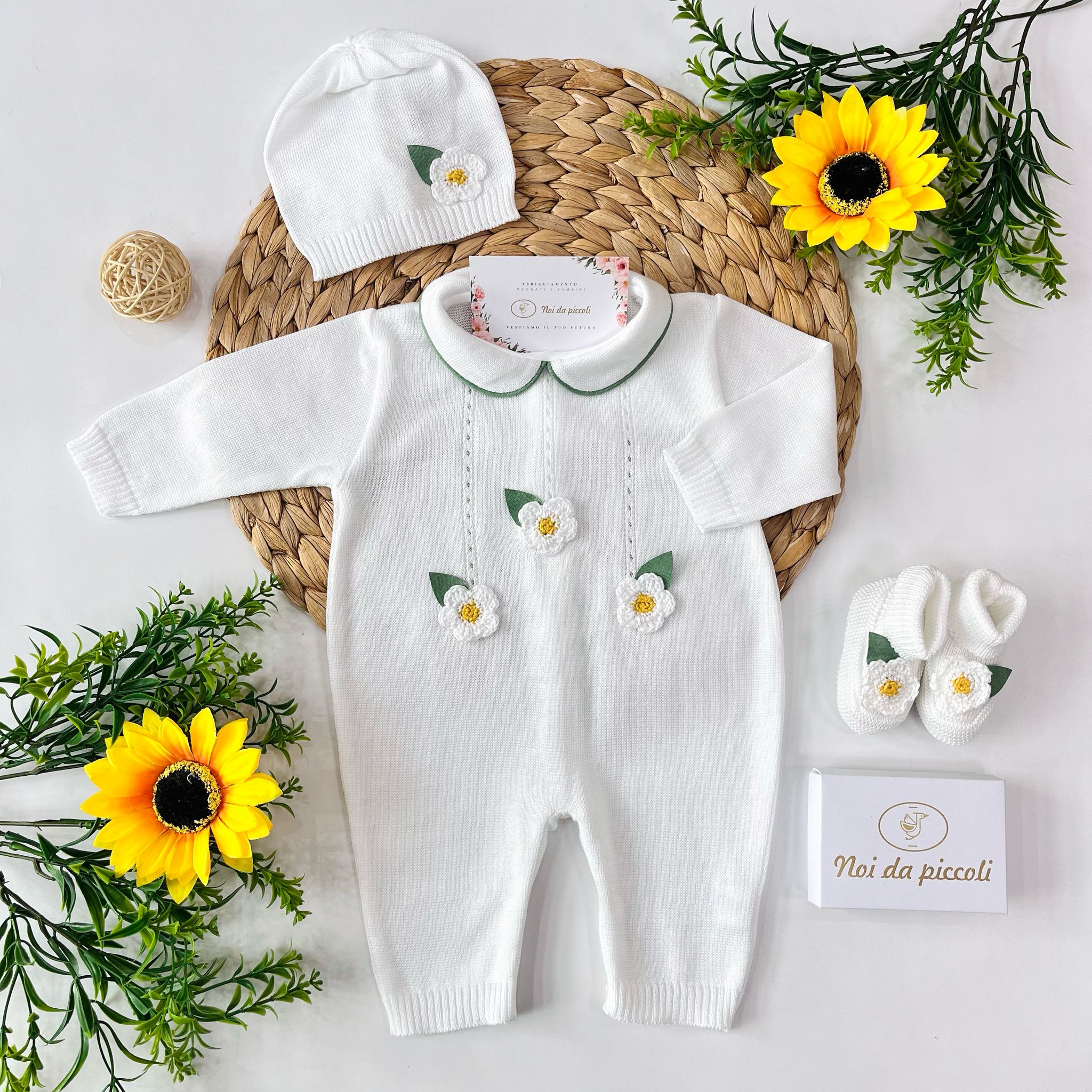 TUTINA CON SET PARURE 100% FILO DI COTONE Bianco - Noi da piccoli