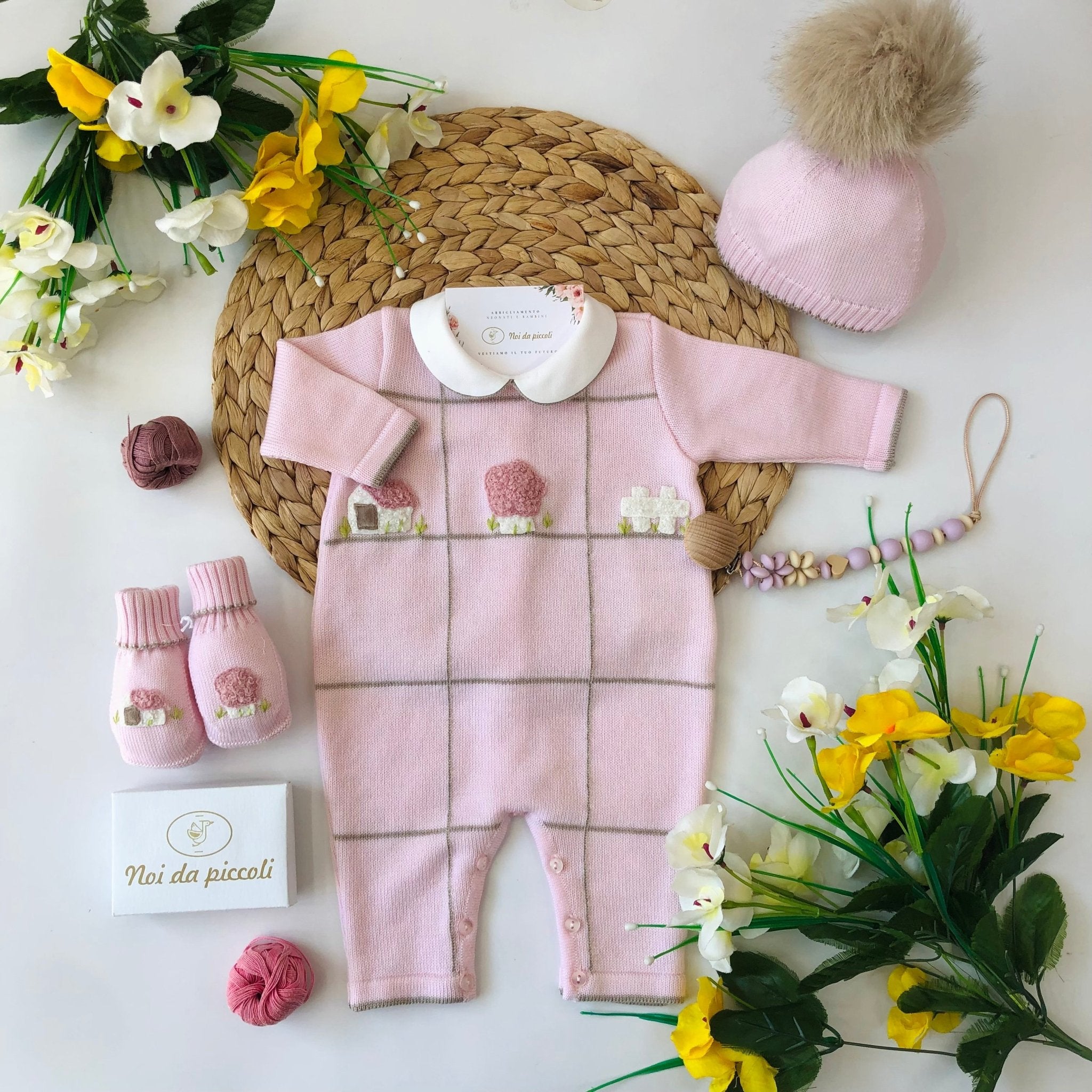 TUTINA CON SET PARURE IN 100% LANA ROSA E TORTORA - Noi da piccoli