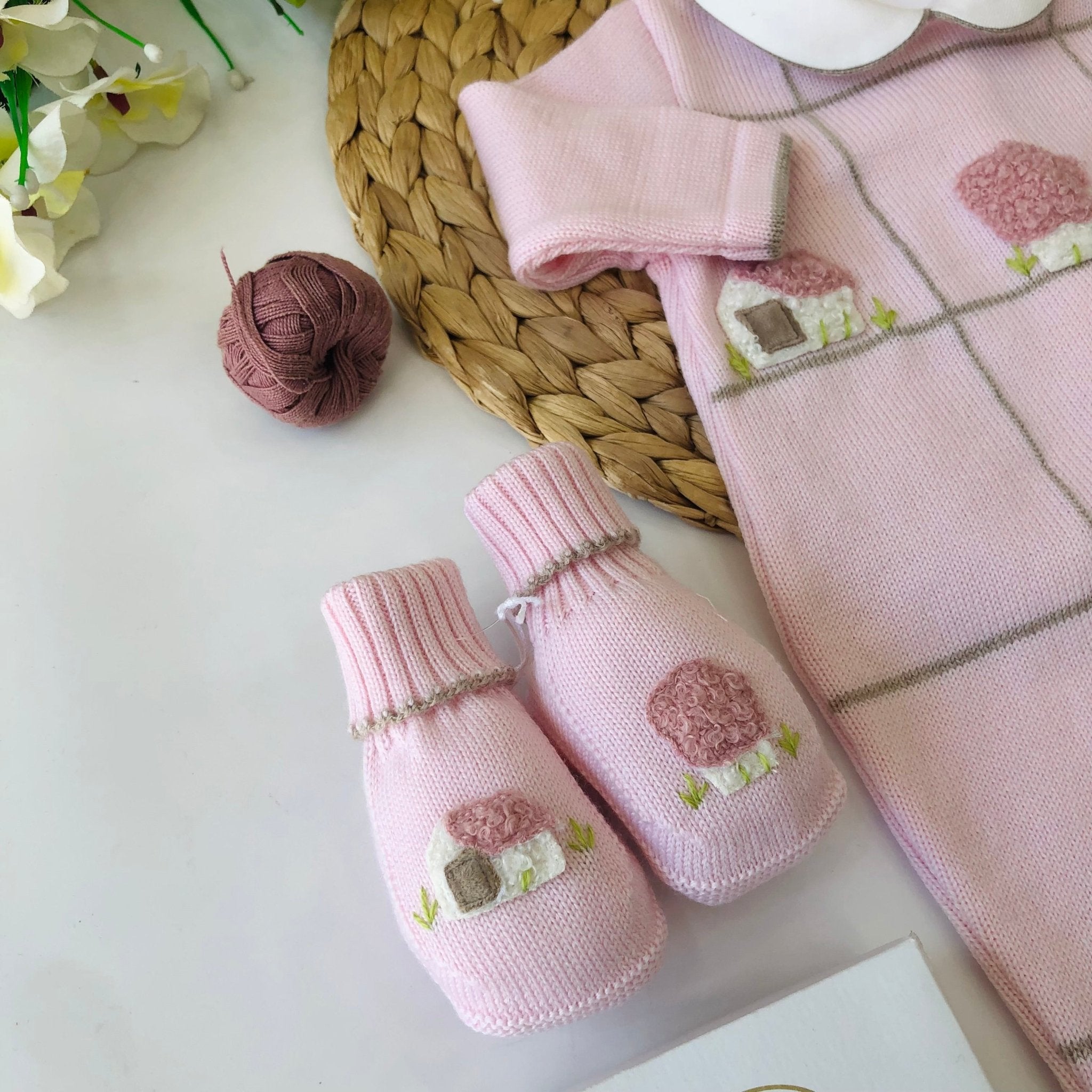 TUTINA CON SET PARURE IN 100% LANA ROSA E TORTORA - Noi da piccoli