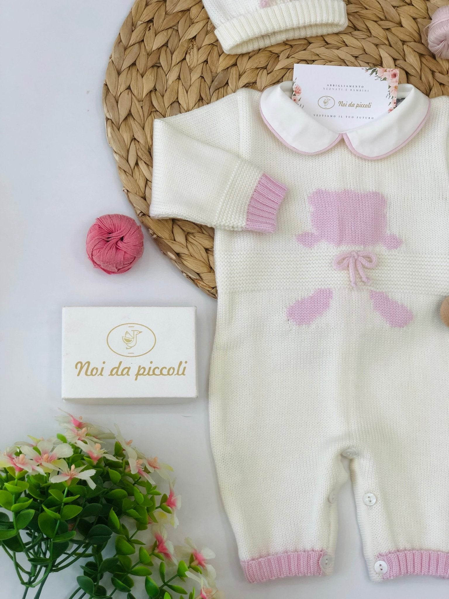 TUTINA CON SET PARURE IN LANA MERINO EXTRAFINE PANNA ROSA - Noi da piccoli