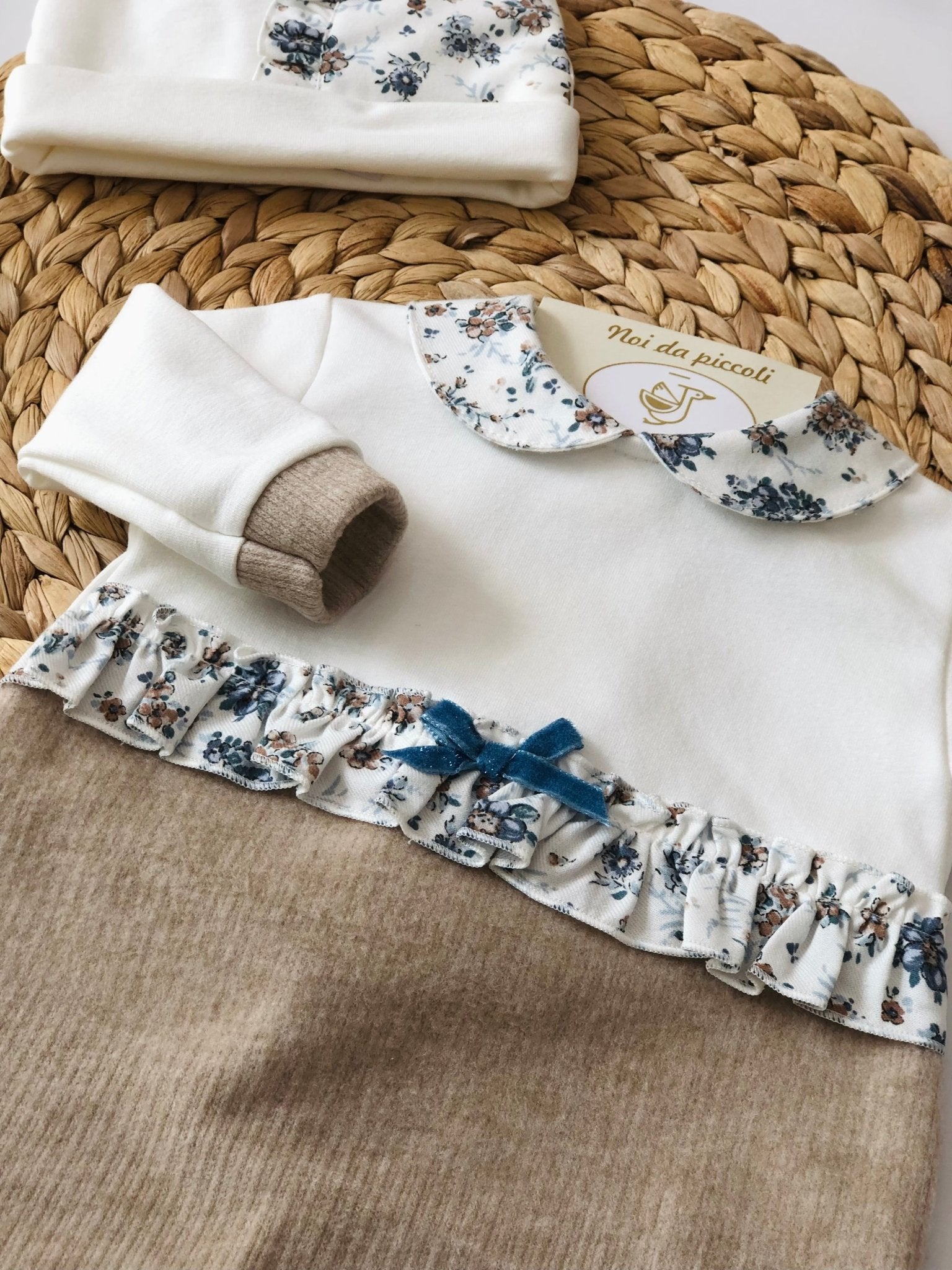 TUTINA IN CALDO COTONE BEIGE E POLVERE FIORI - Noi da piccoli