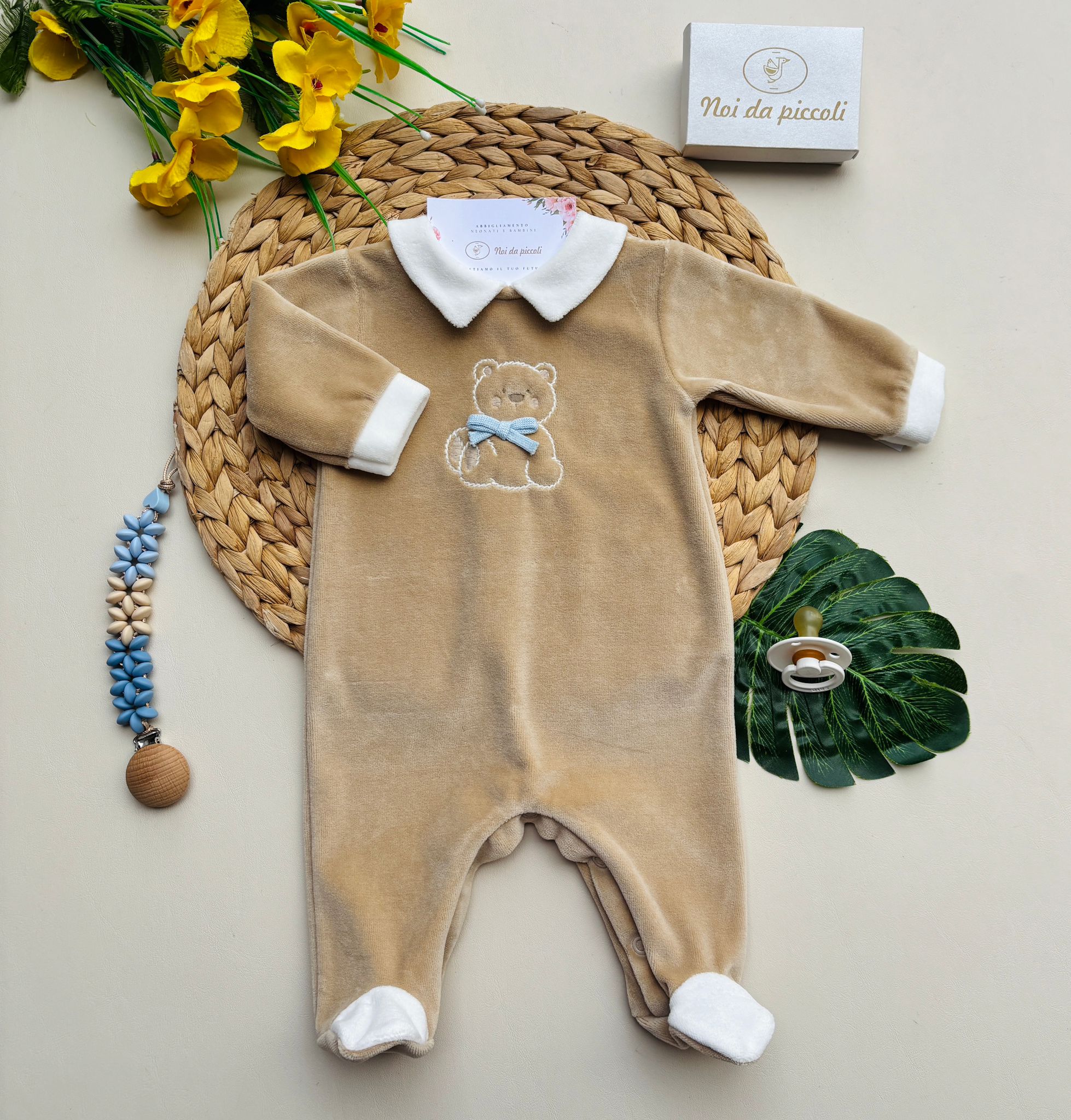 TUTINA IN CINIGLIA CON ORSETTO E FIOCCHETTO NOCCIOLA - Noi da piccoli