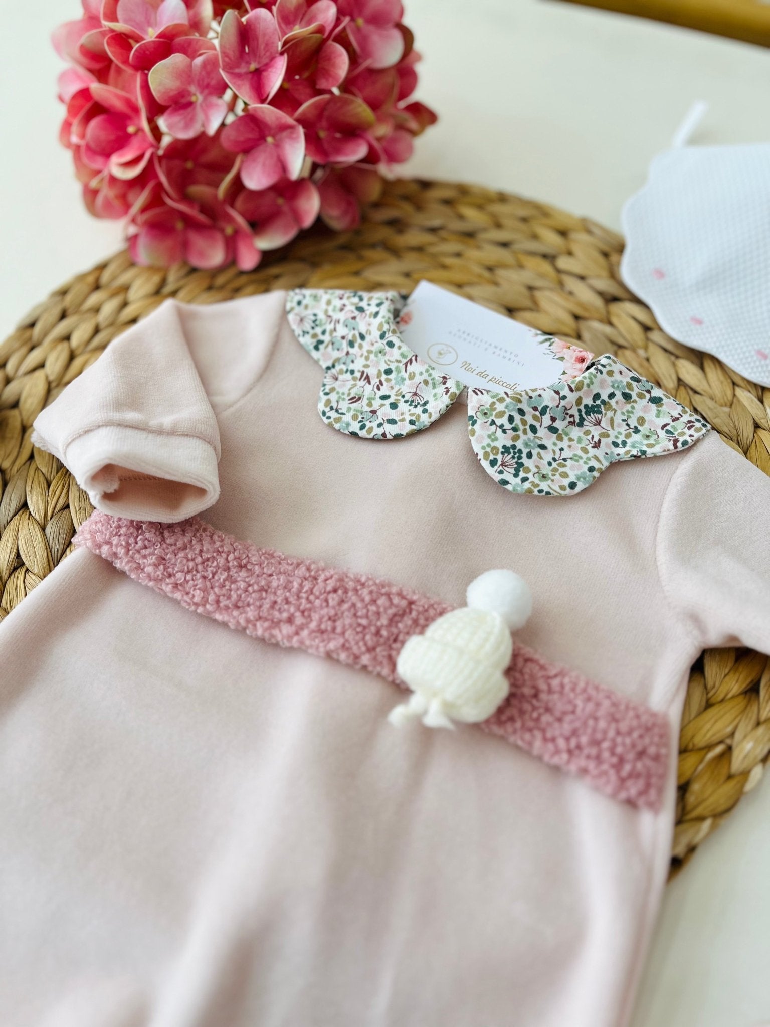 TUTINA IN CINIGLIA ROSA AND LITTLE HAT - Noi da piccoli