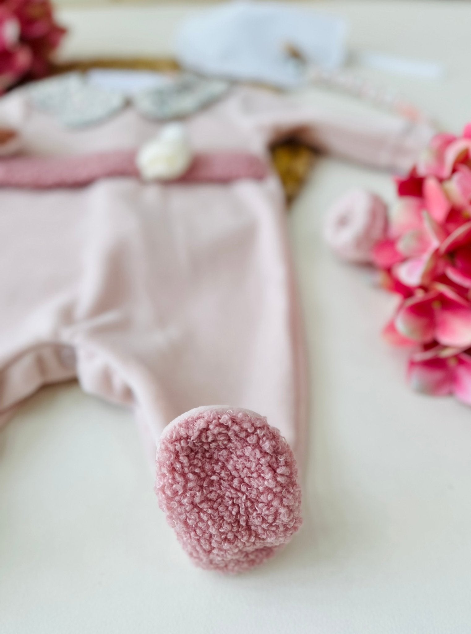 TUTINA IN CINIGLIA ROSA AND LITTLE HAT - Noi da piccoli