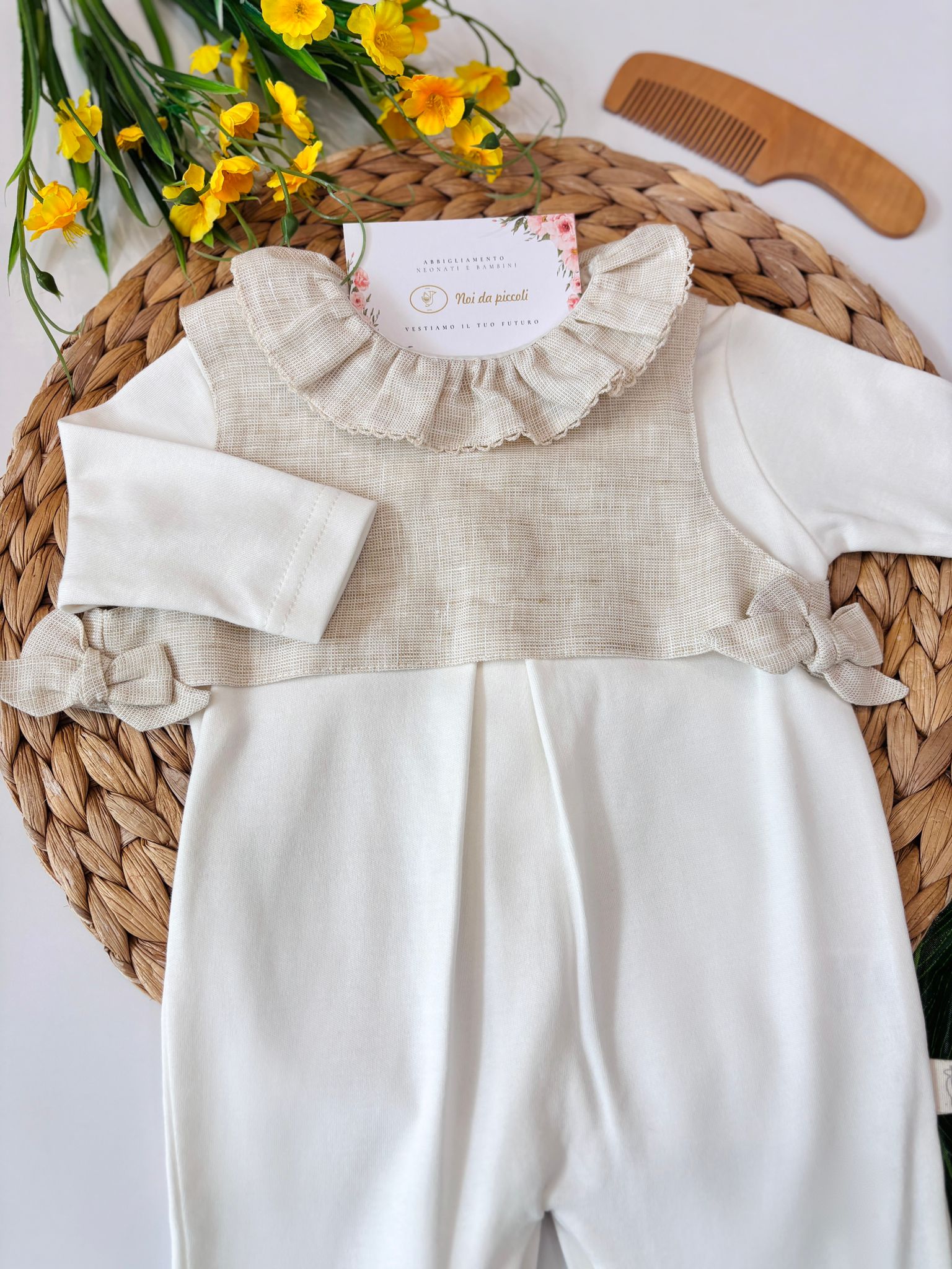 TUTINA IN COTONE BICOLOR CON FIOCCHETTI BIANCO BEIGE - Noi da piccoli