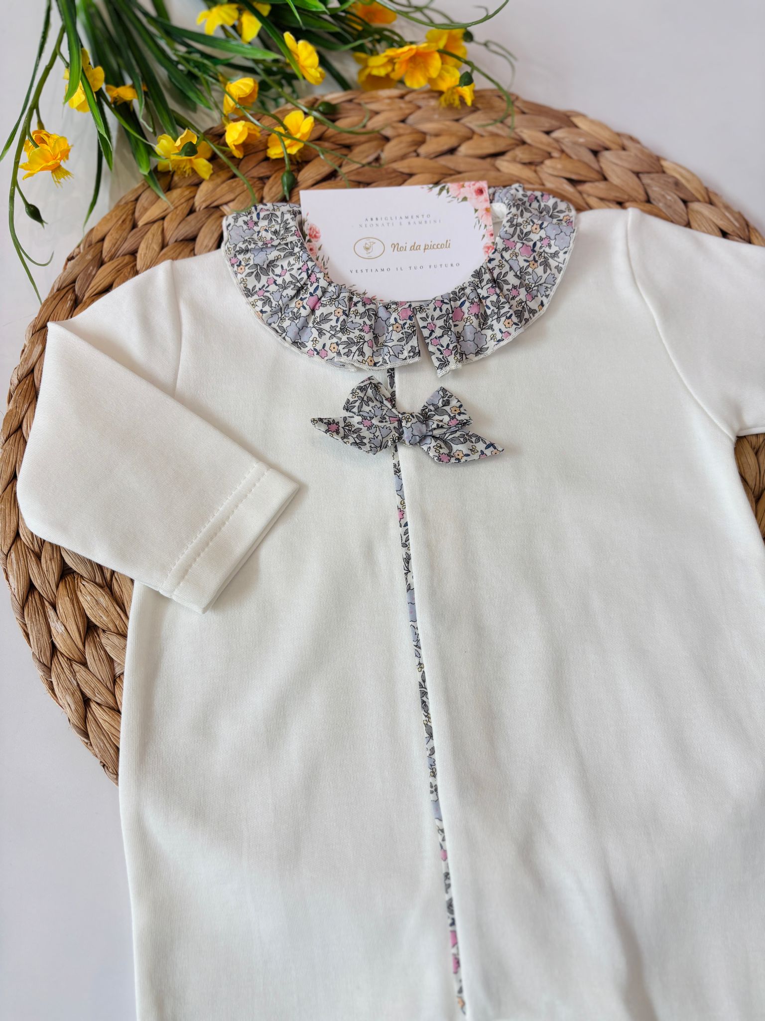 TUTINA IN COTONE CON COLLETTO E FIOCCO FLOREALE BIANCO - Noi da piccoli