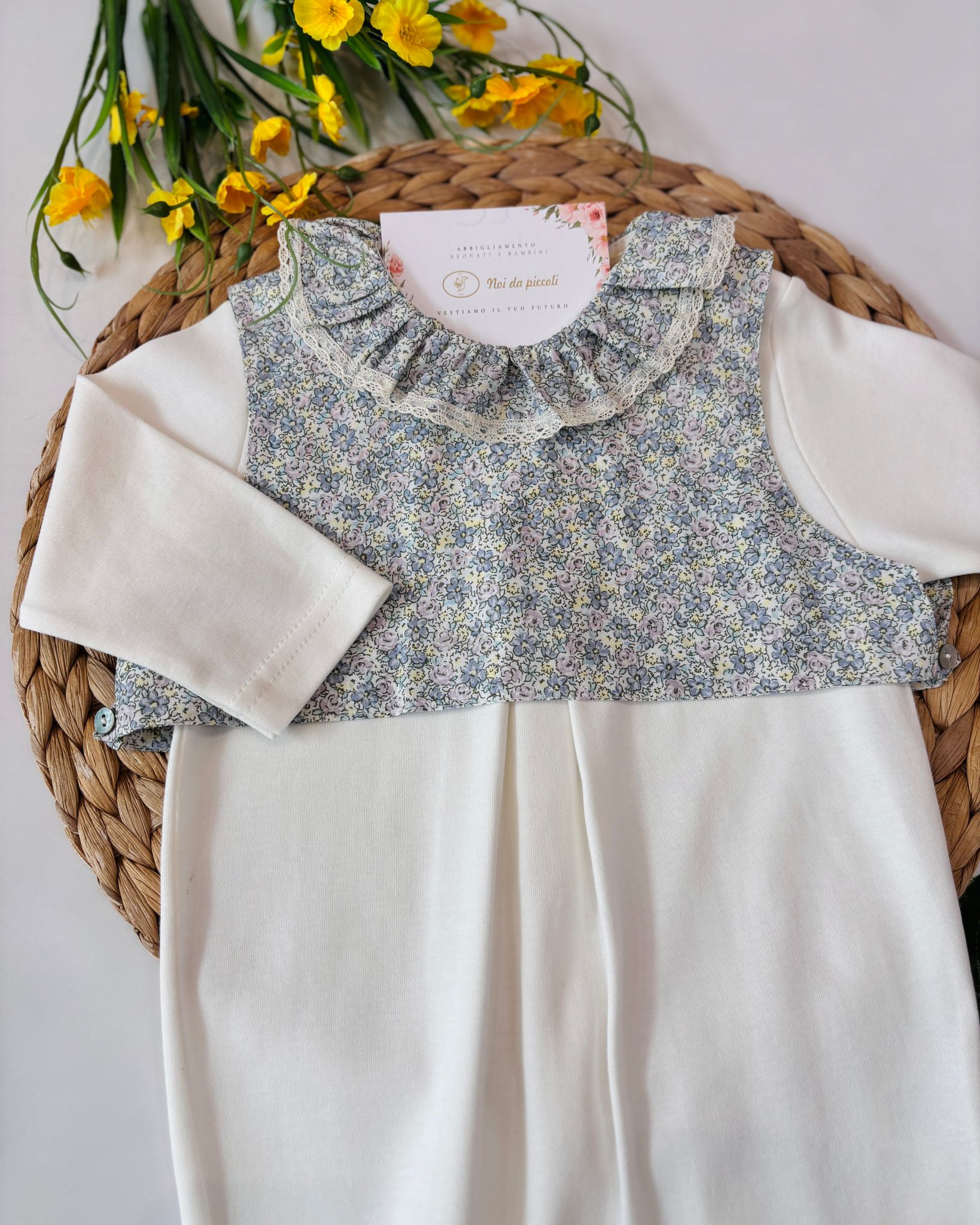 TUTINA IN COTONE CON FIORELLINI BIANCO CIELO - Noi da piccoli