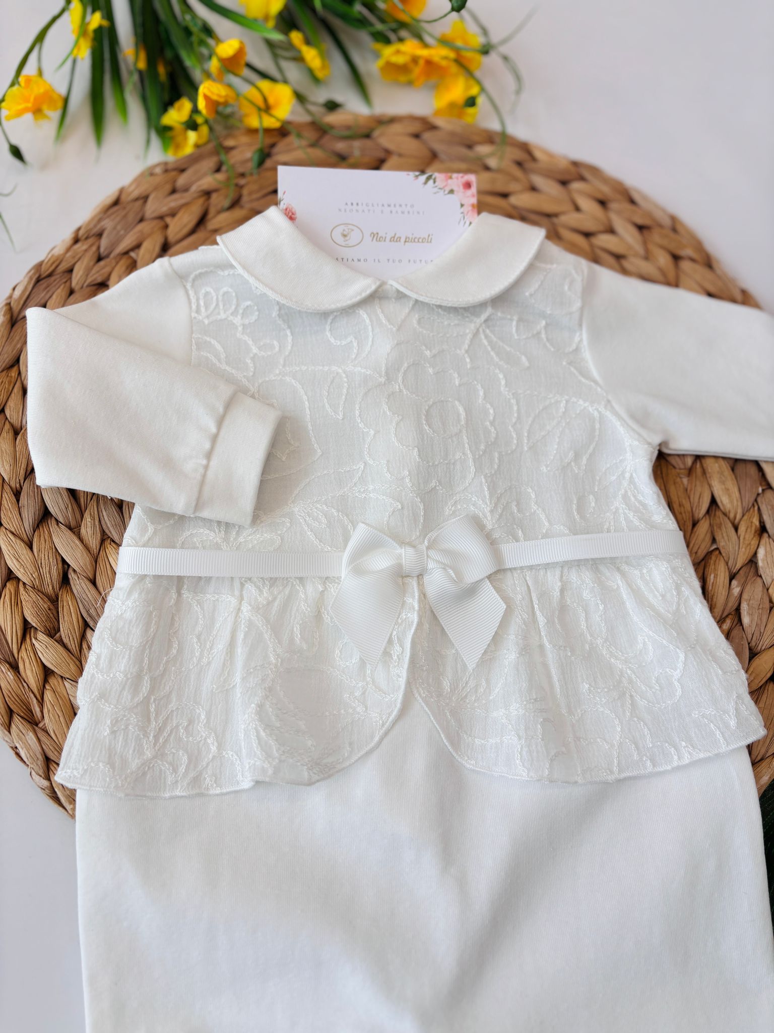 TUTINA IN COTONE CON RICAMI BIANCO - Noi da piccoli